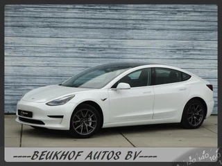 Hoofdafbeelding Tesla Model 3 Tesla Model 3 Long Range AWD 75 kWh Pano Leer Cam Soh 93,1%