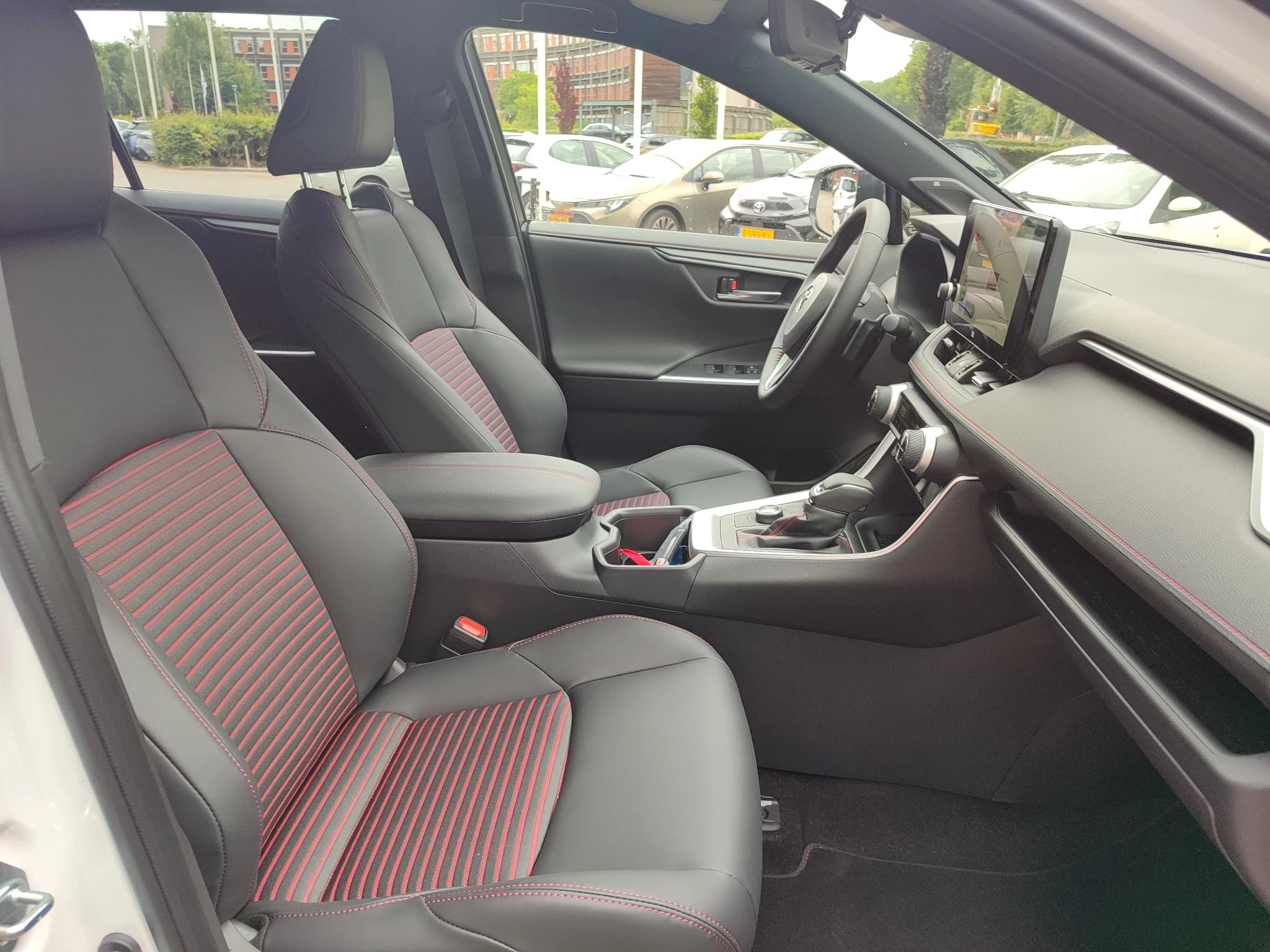 Hoofdafbeelding Toyota RAV4