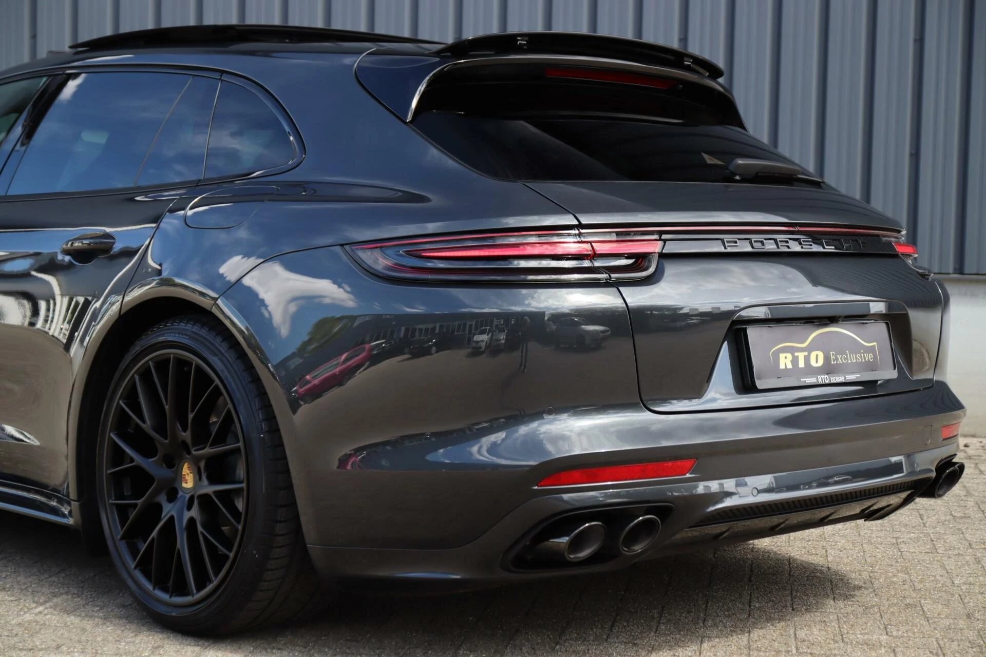 Hoofdafbeelding Porsche Panamera