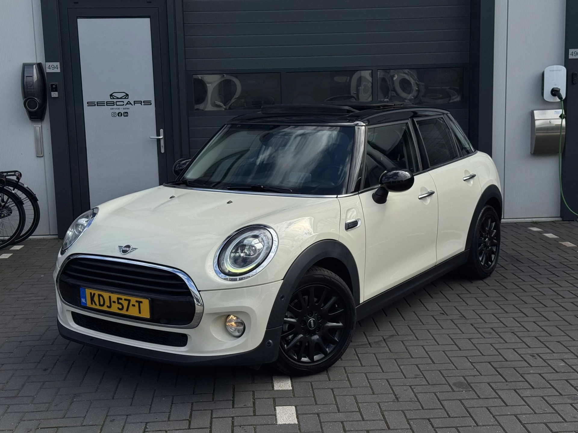 Hoofdafbeelding MINI Cooper