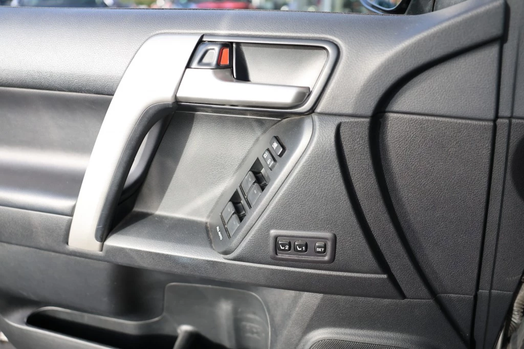 Hoofdafbeelding Toyota Land Cruiser