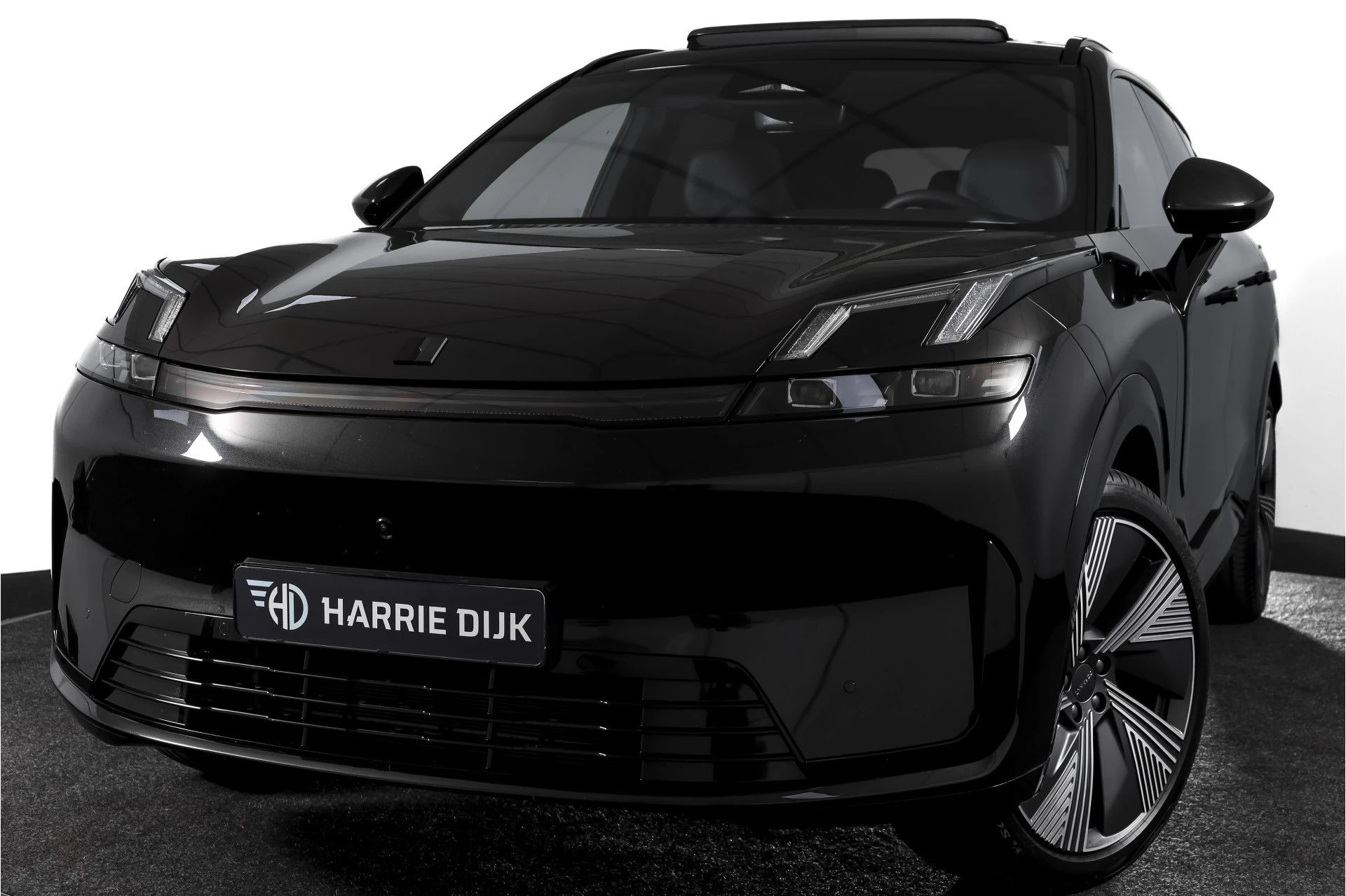 Hoofdafbeelding Lynk & Co 08