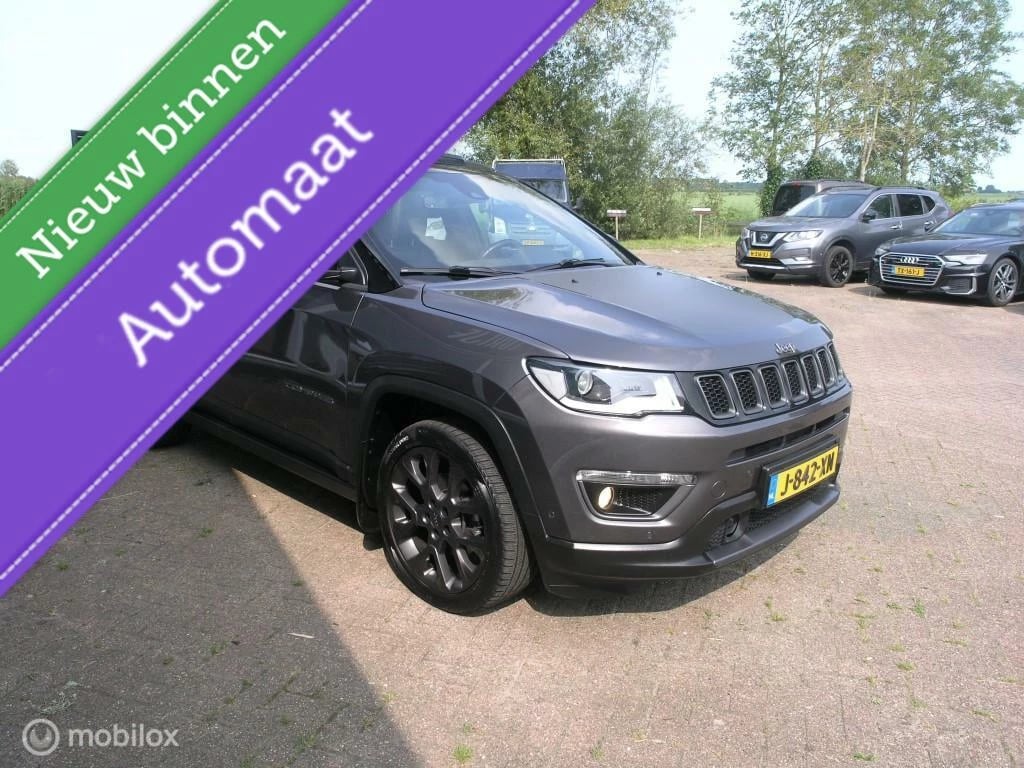 Hoofdafbeelding Jeep Compass