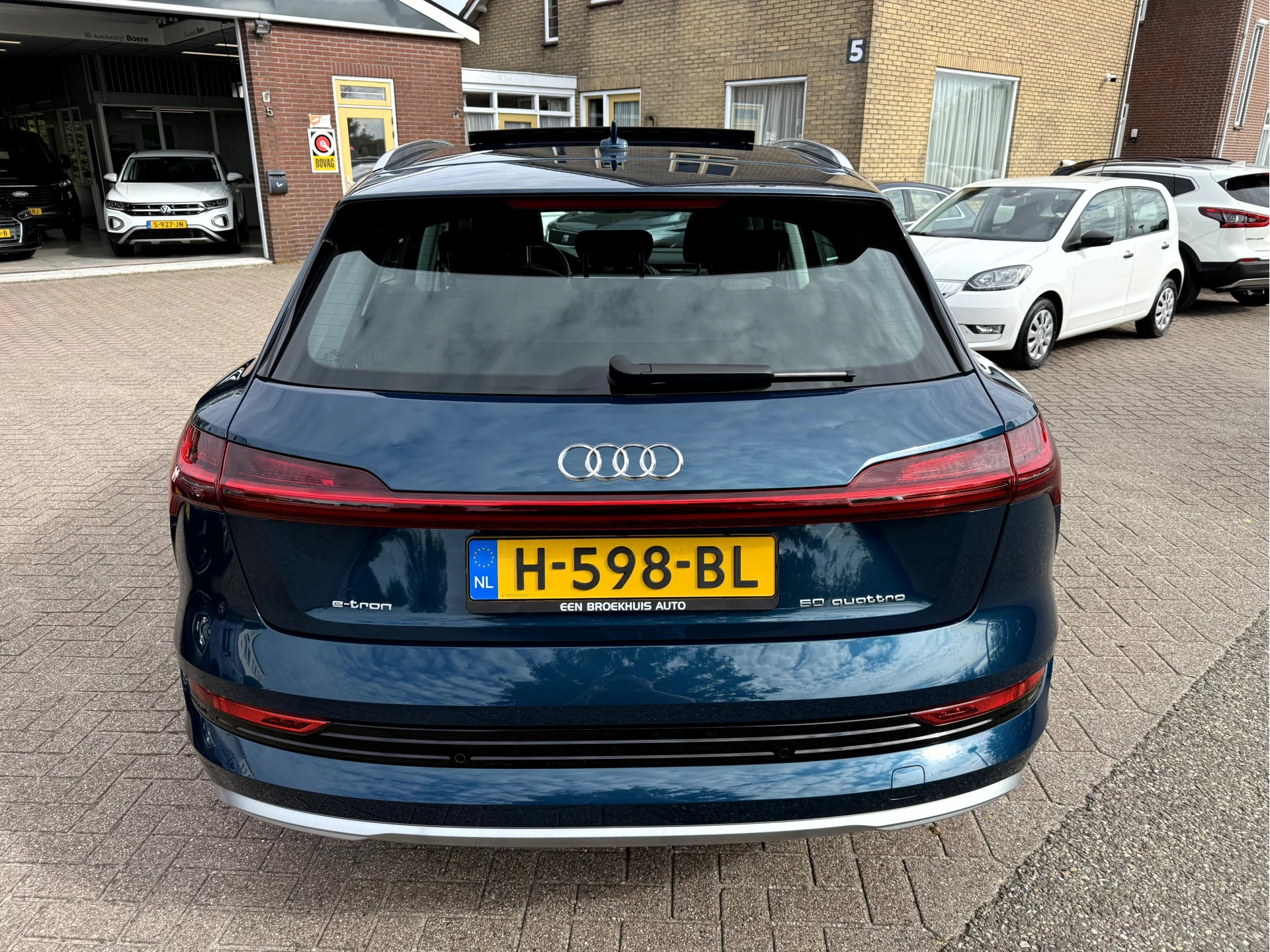 Hoofdafbeelding Audi e-tron