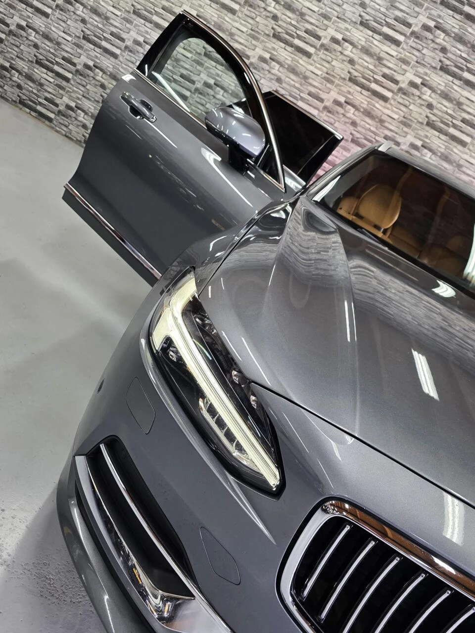 Hoofdafbeelding Volvo V90
