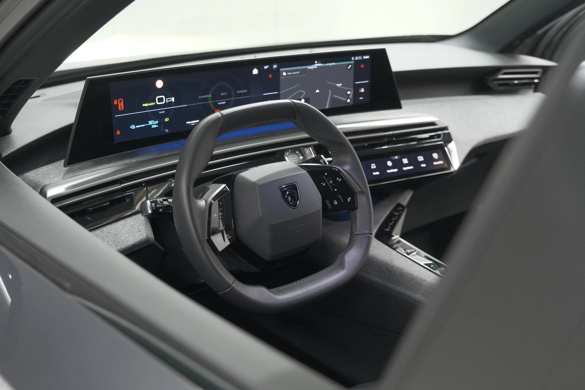 Hoofdafbeelding Peugeot e-3008