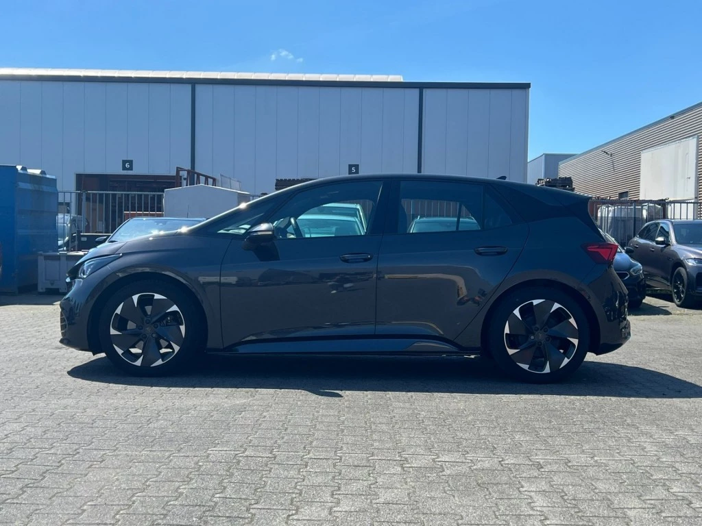 Hoofdafbeelding CUPRA Born