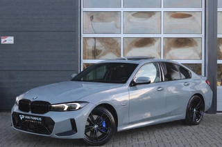 BMW 3-serie 330e xDrive M-Sport Pro | Kuipstoelen | Pano | ACC | HUD | Memory