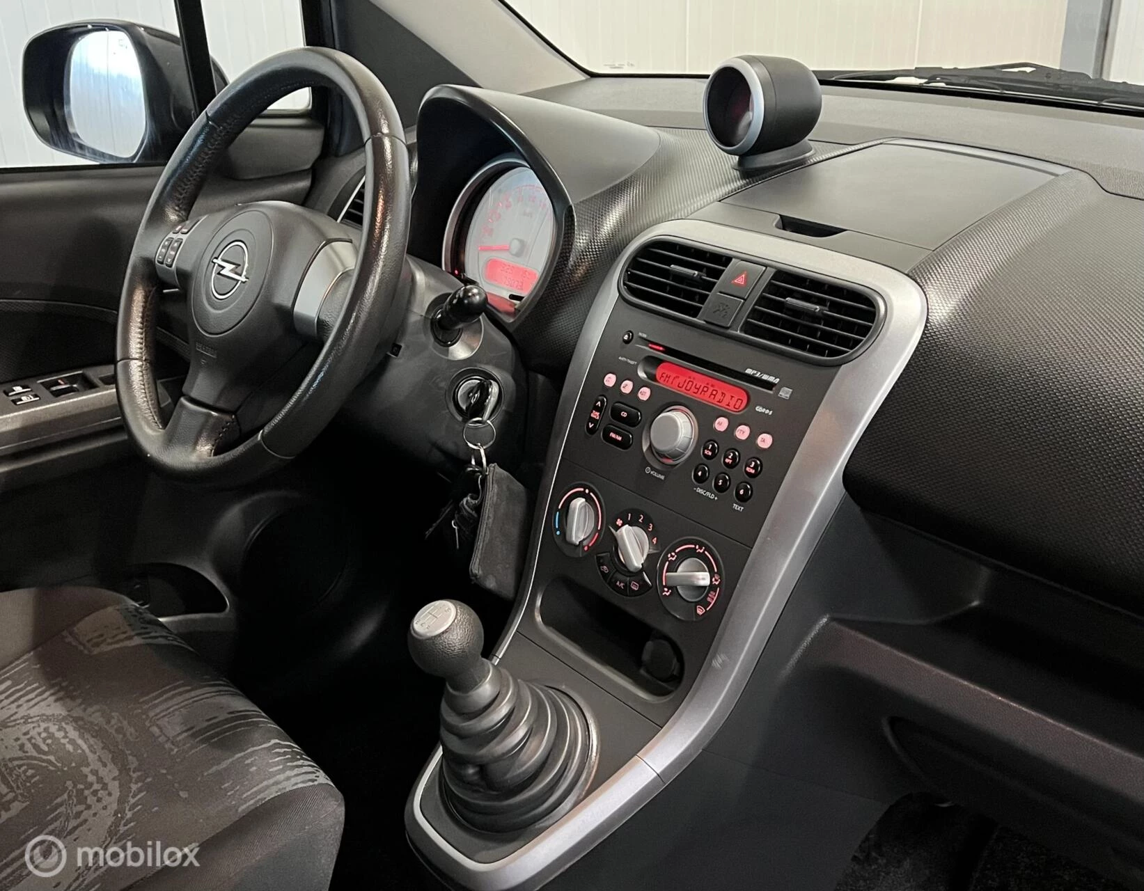 Hoofdafbeelding Opel Agila