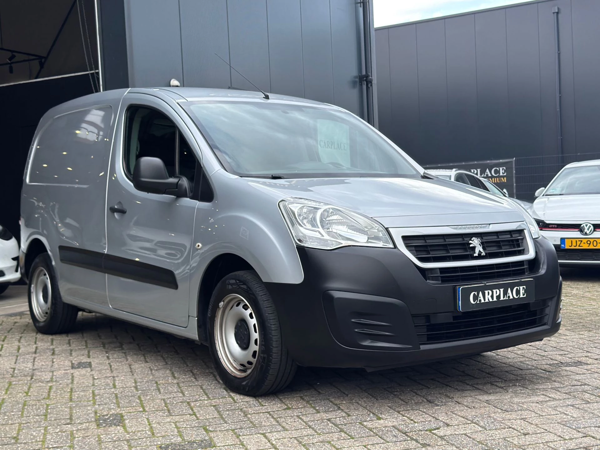 Hoofdafbeelding Peugeot Partner