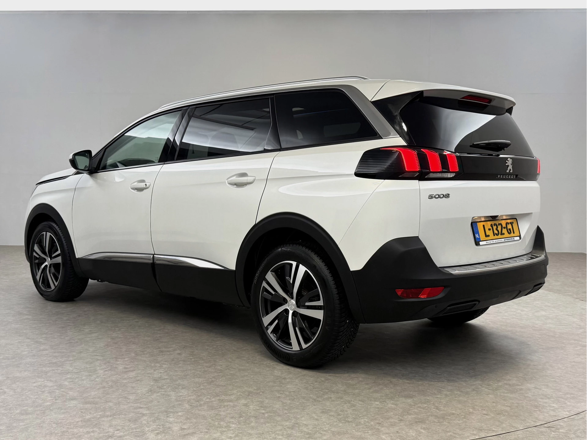 Hoofdafbeelding Peugeot 5008