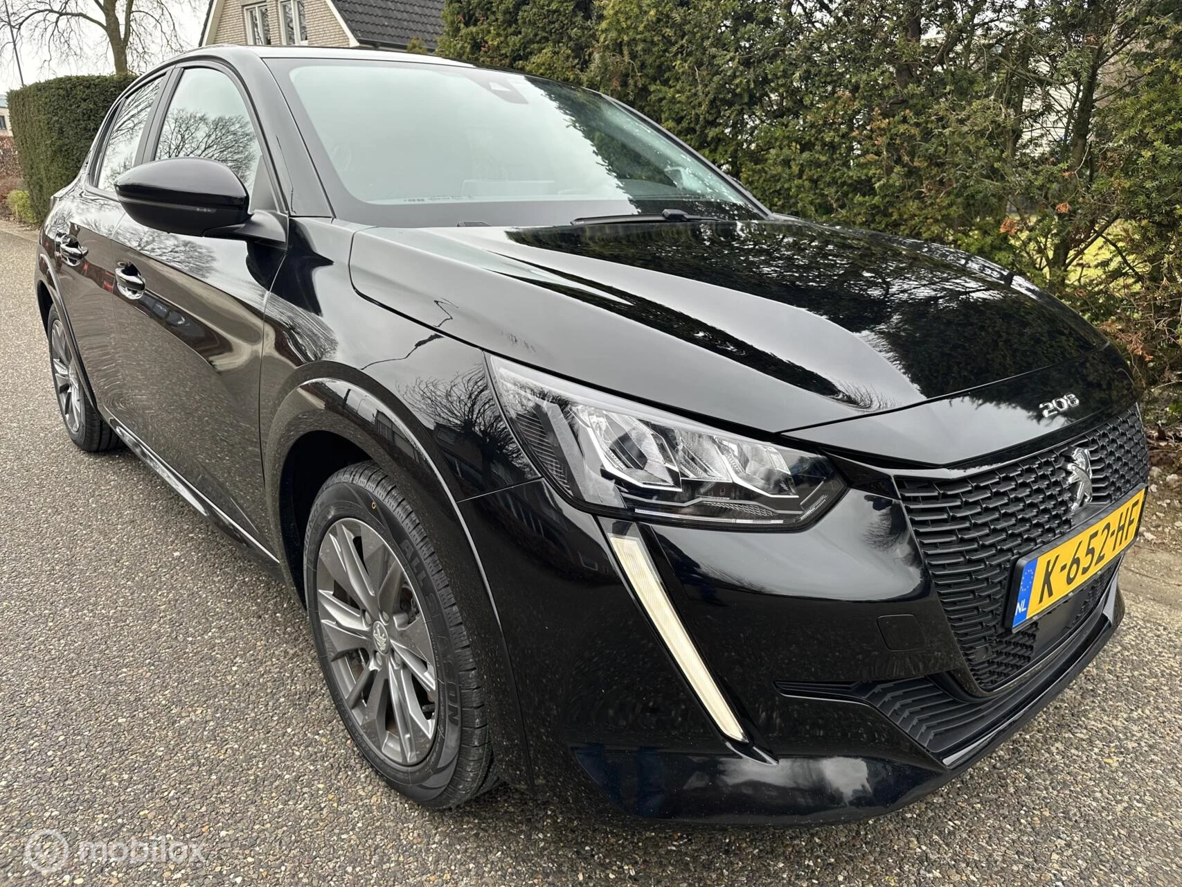 Hoofdafbeelding Peugeot e-208