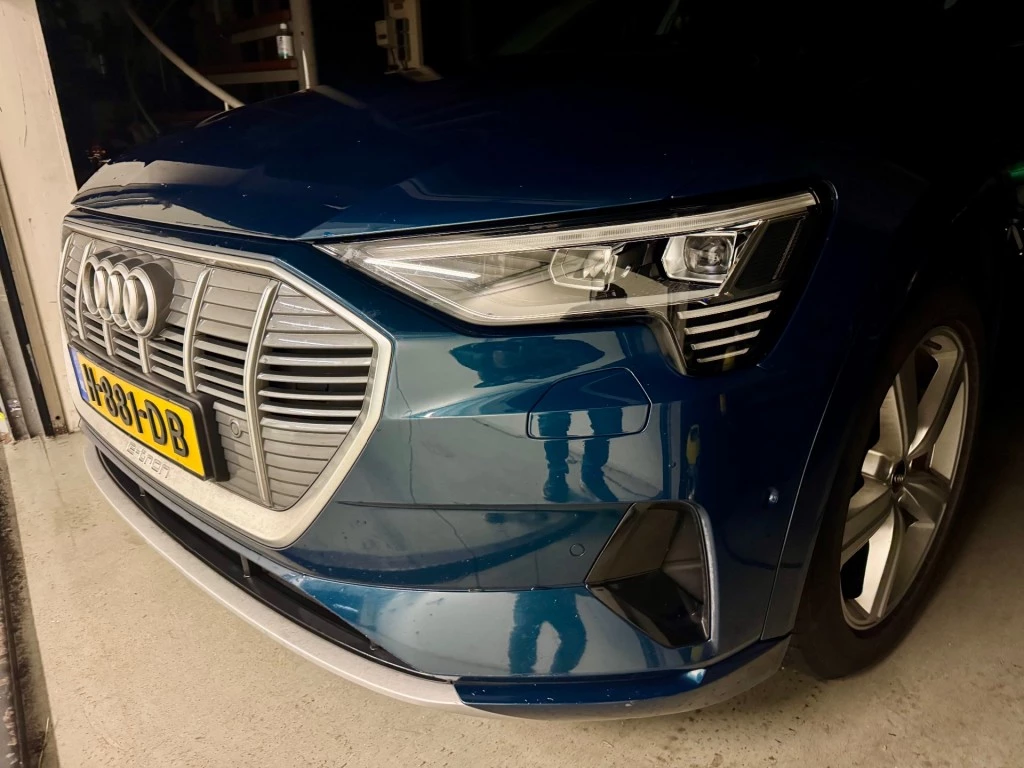 Hoofdafbeelding Audi e-tron