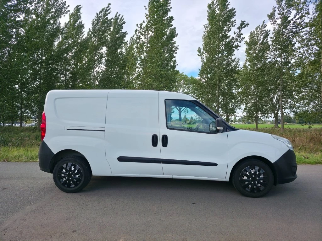 Hoofdafbeelding Opel Combo