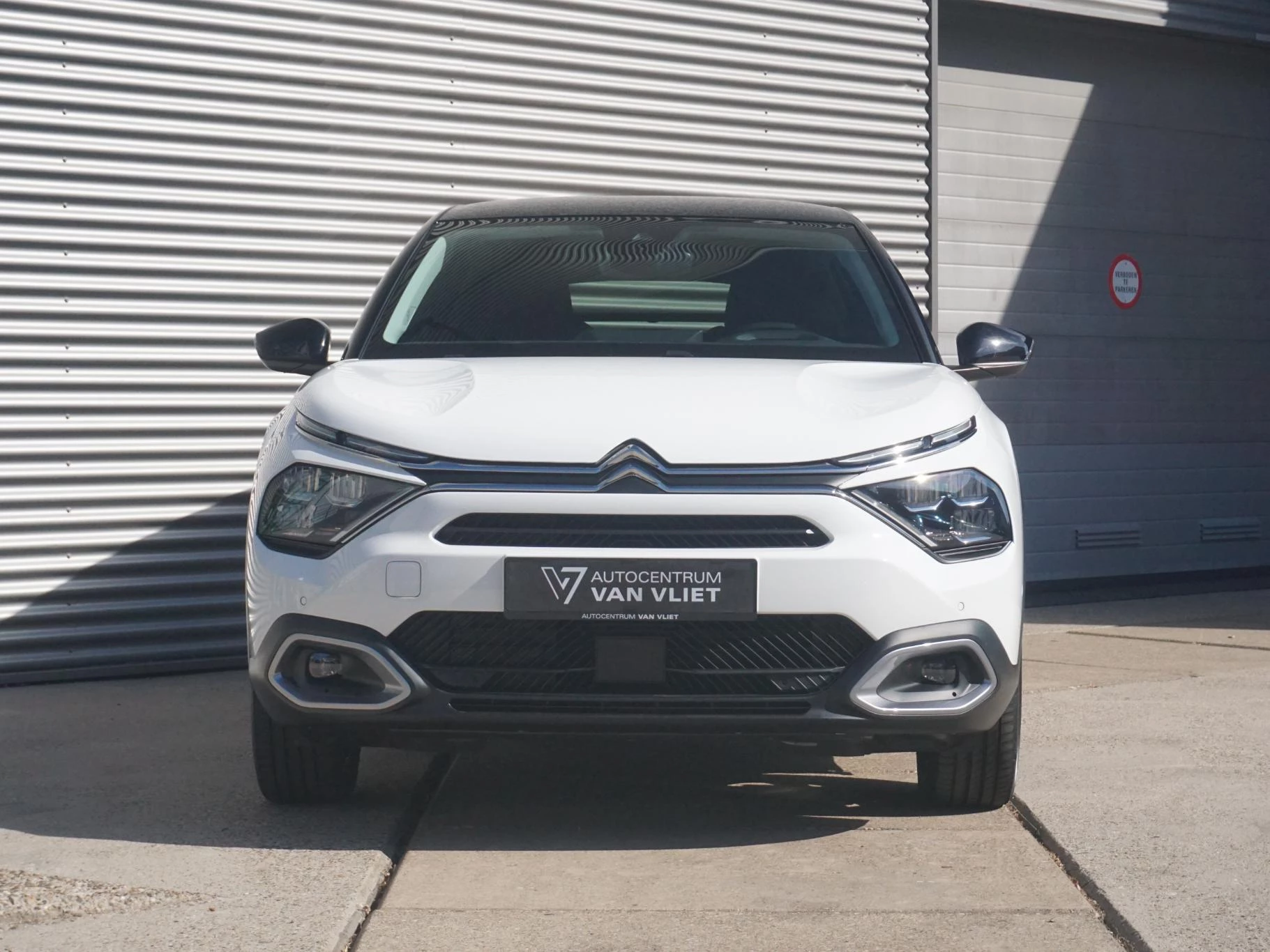 Hoofdafbeelding Citroën ë-C4