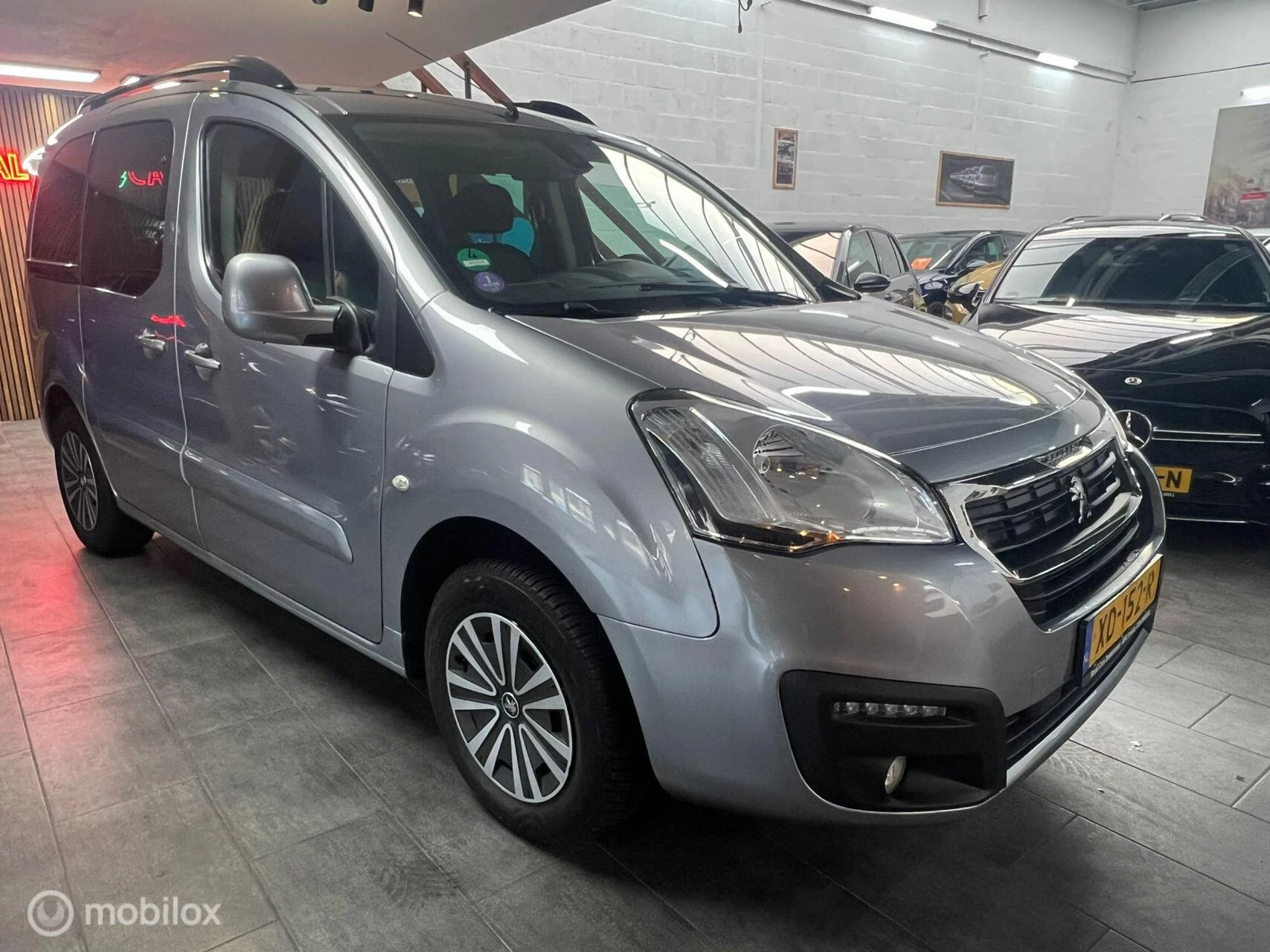 Hoofdafbeelding Peugeot Partner