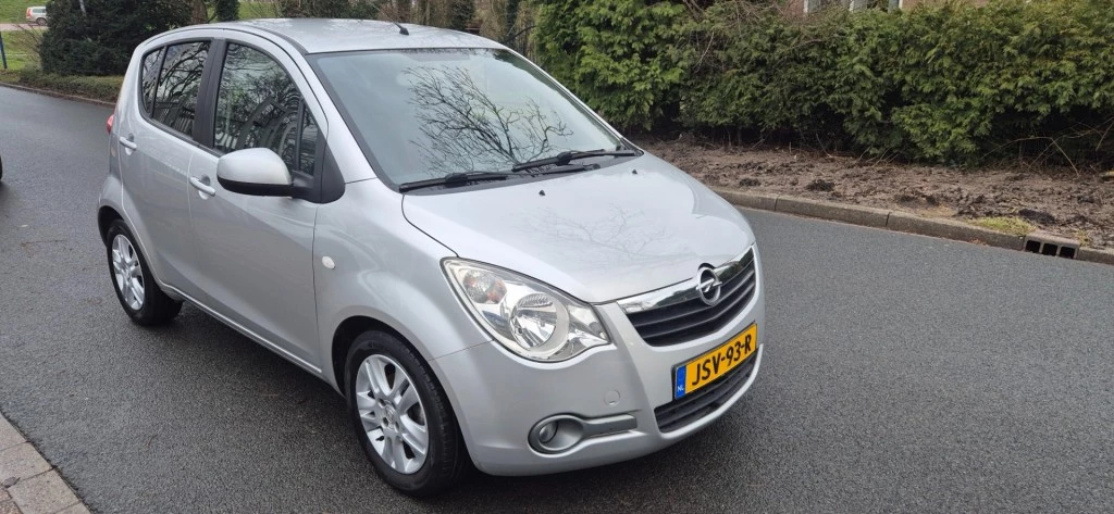 Hoofdafbeelding Opel Agila