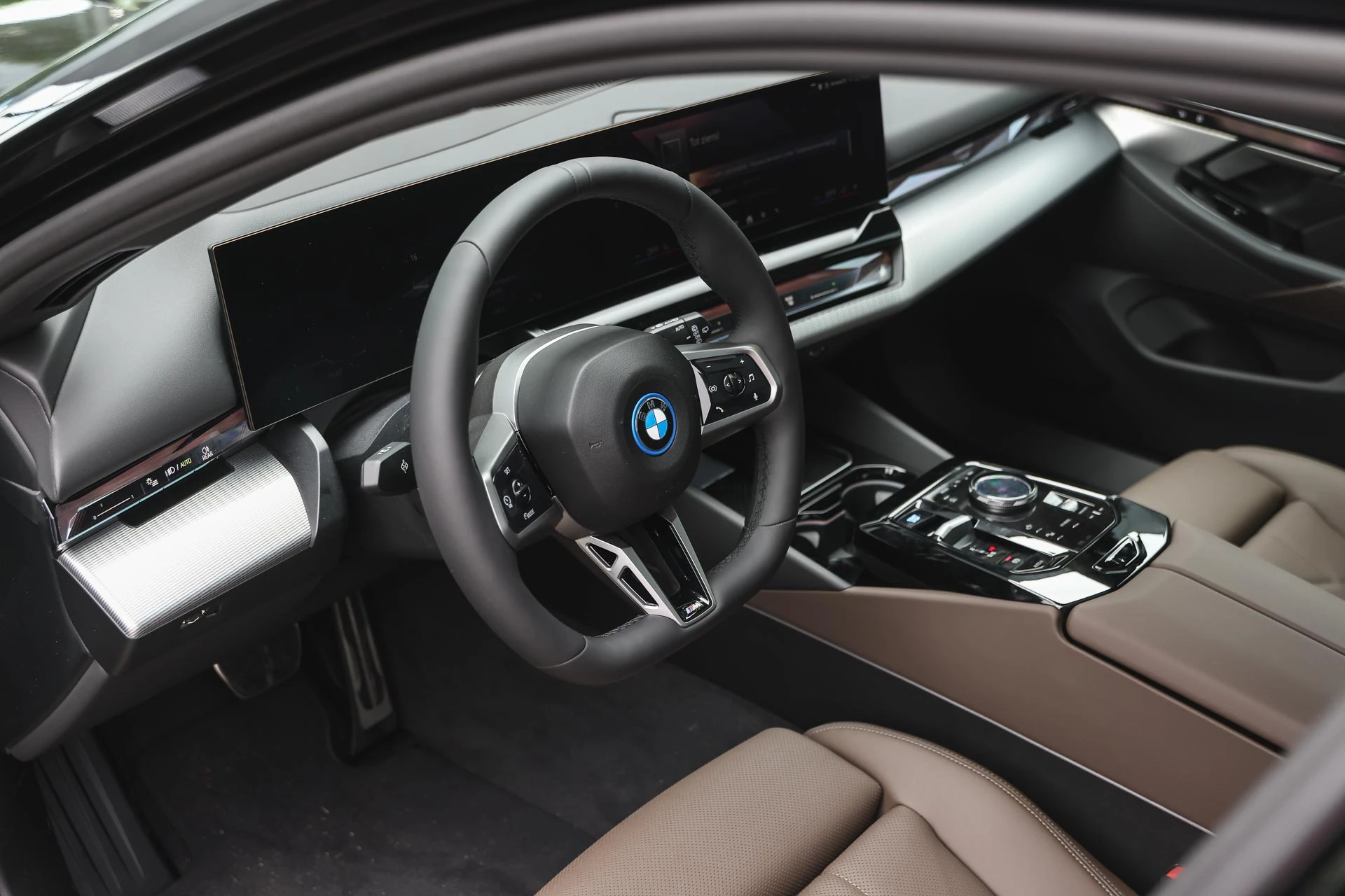 Hoofdafbeelding BMW i5