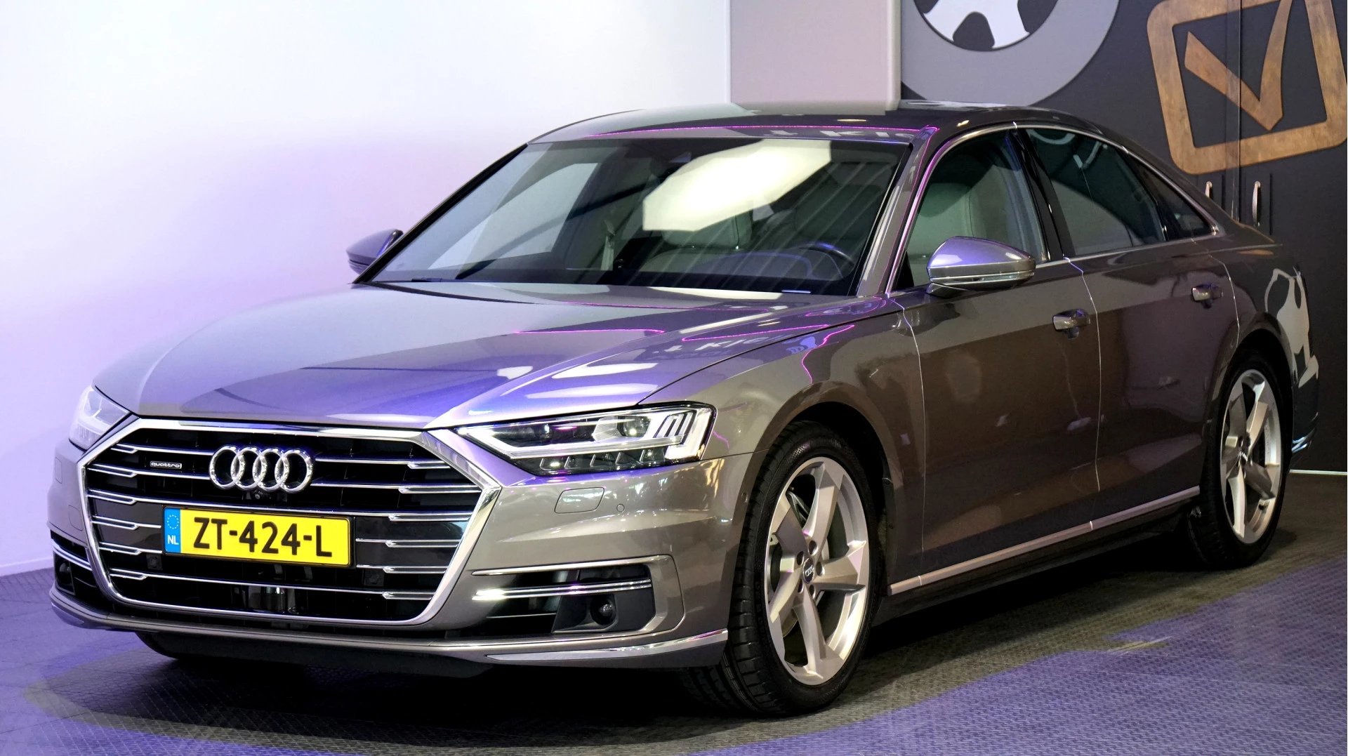 Hoofdafbeelding Audi A8