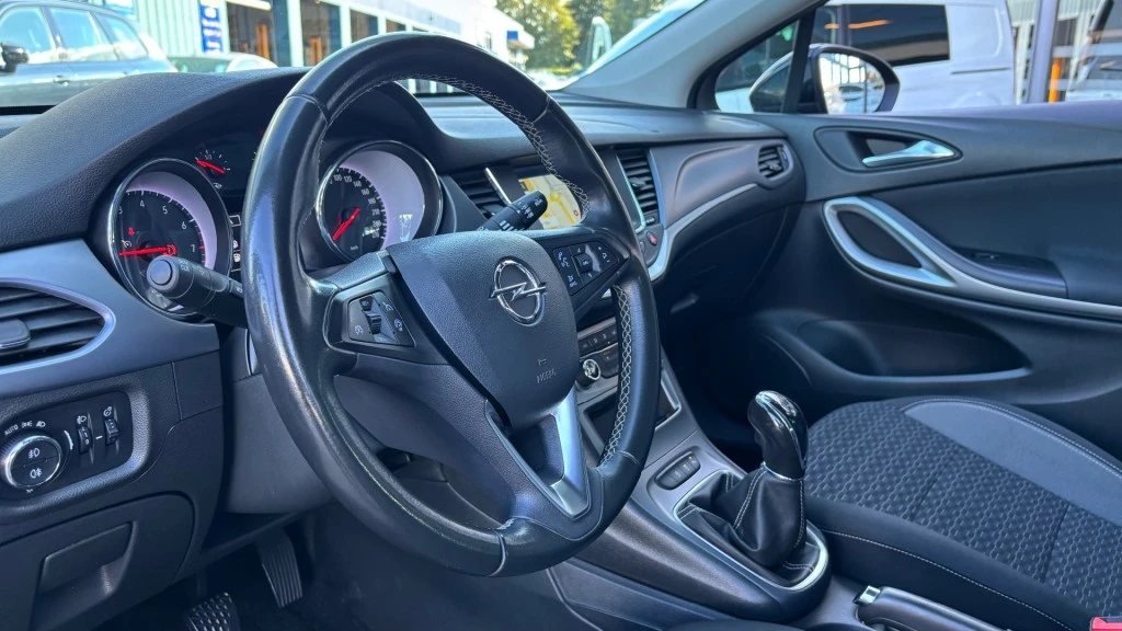 Hoofdafbeelding Opel Astra