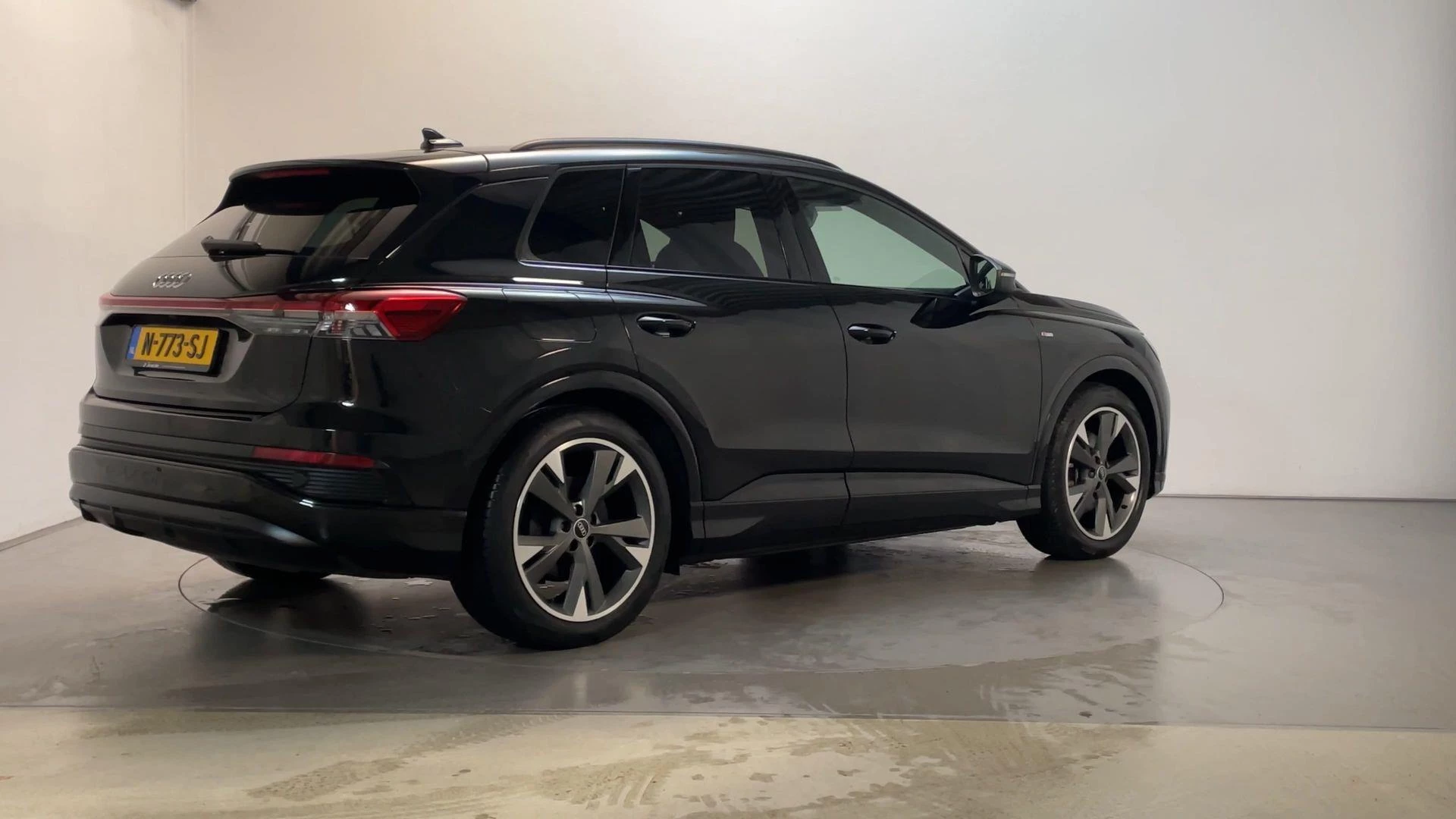 Hoofdafbeelding Audi Q4 e-tron