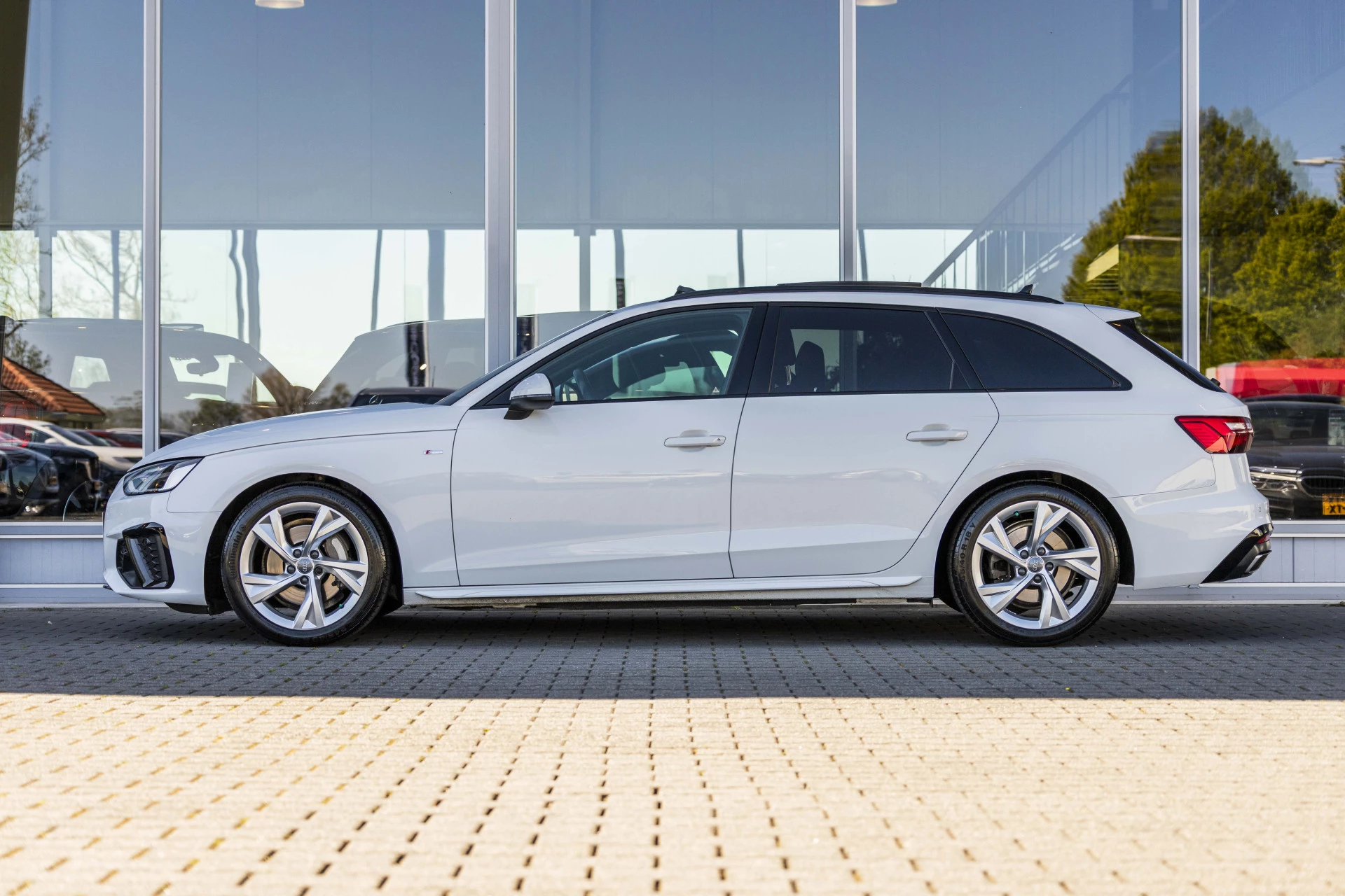 Hoofdafbeelding Audi A4