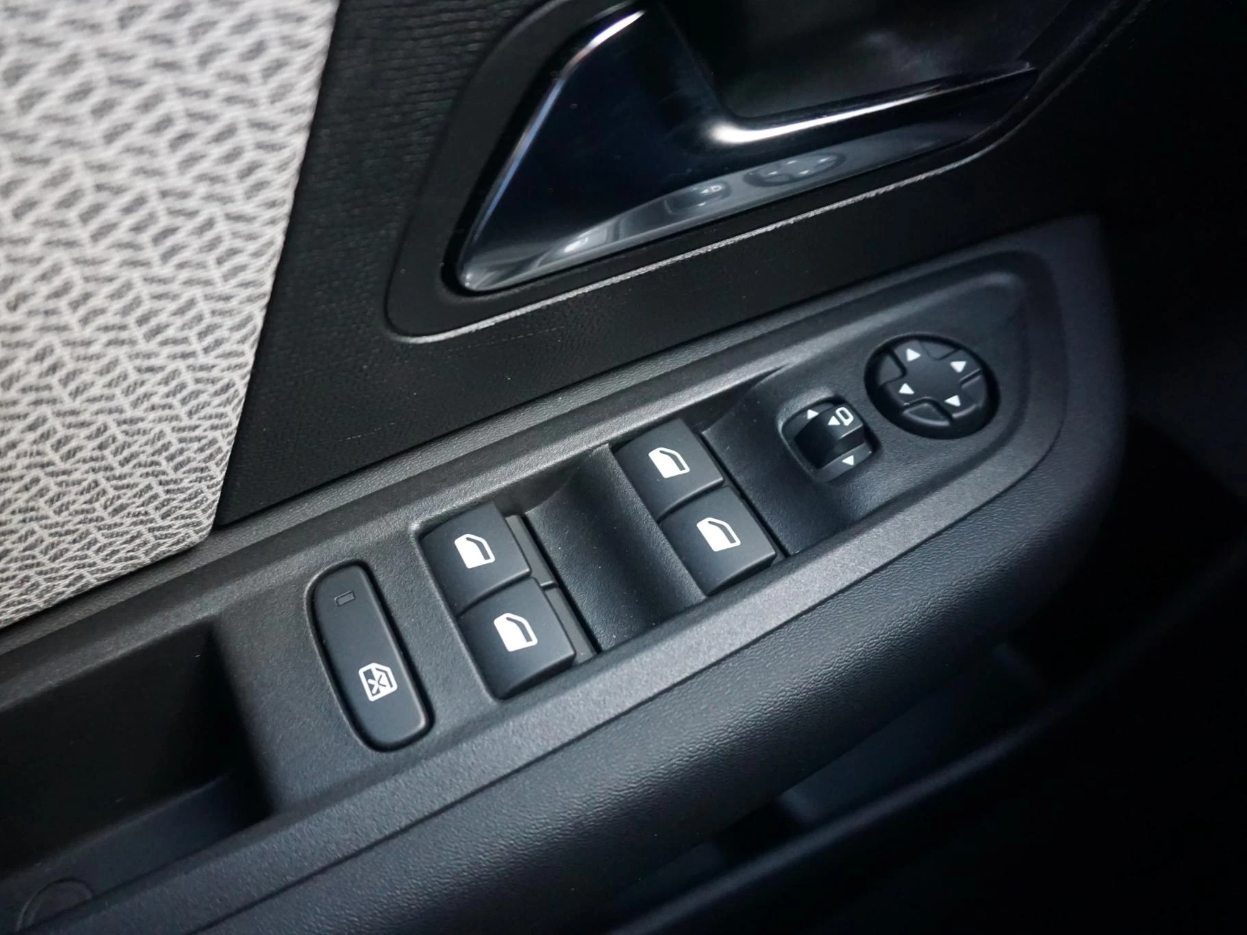 Hoofdafbeelding Citroën ë-C4