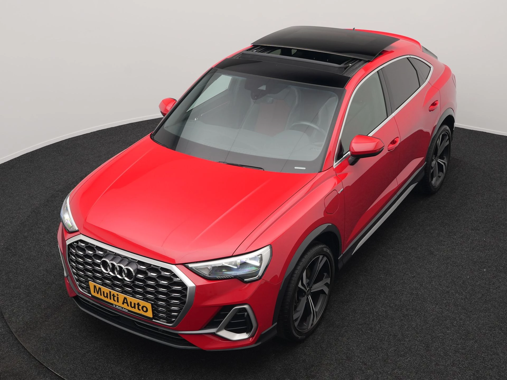 Hoofdafbeelding Audi Q3