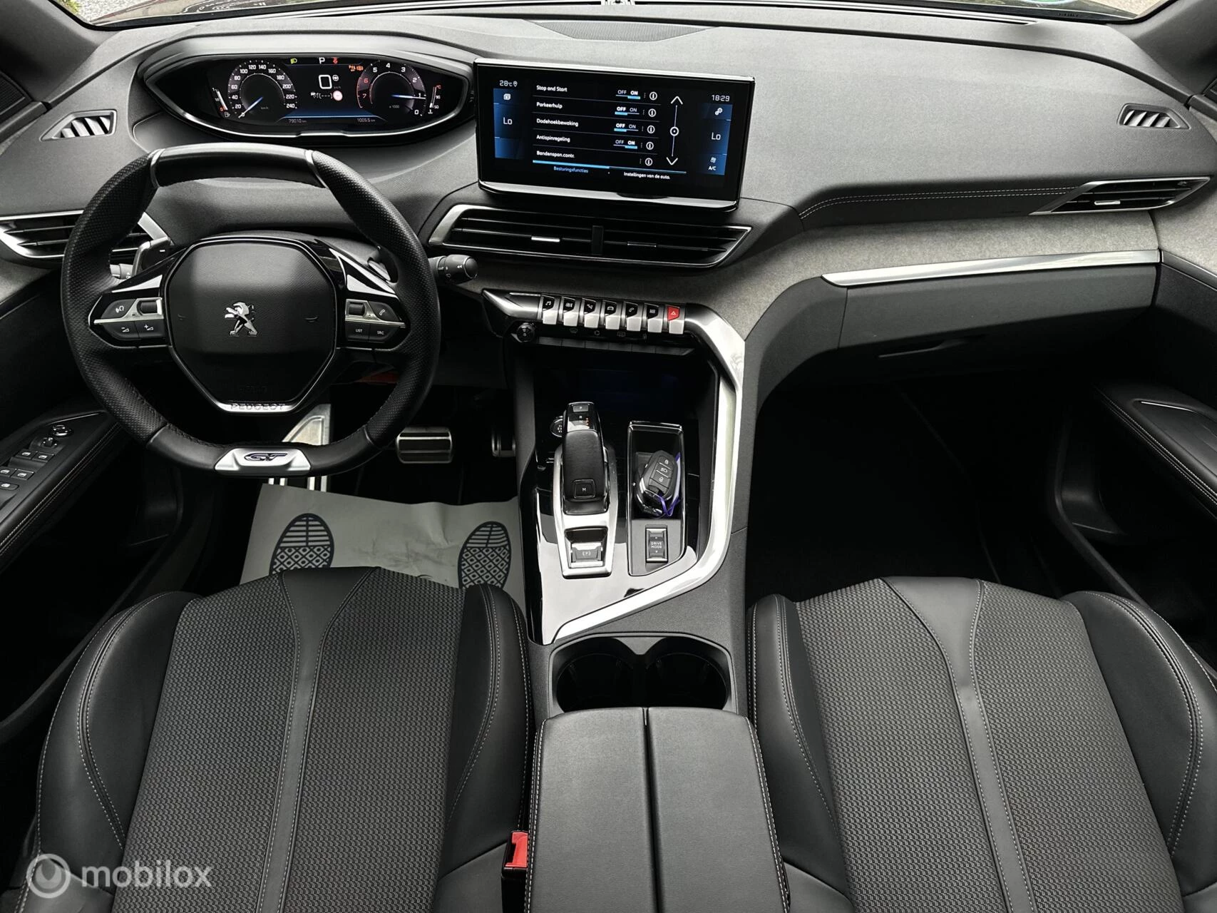 Hoofdafbeelding Peugeot 5008