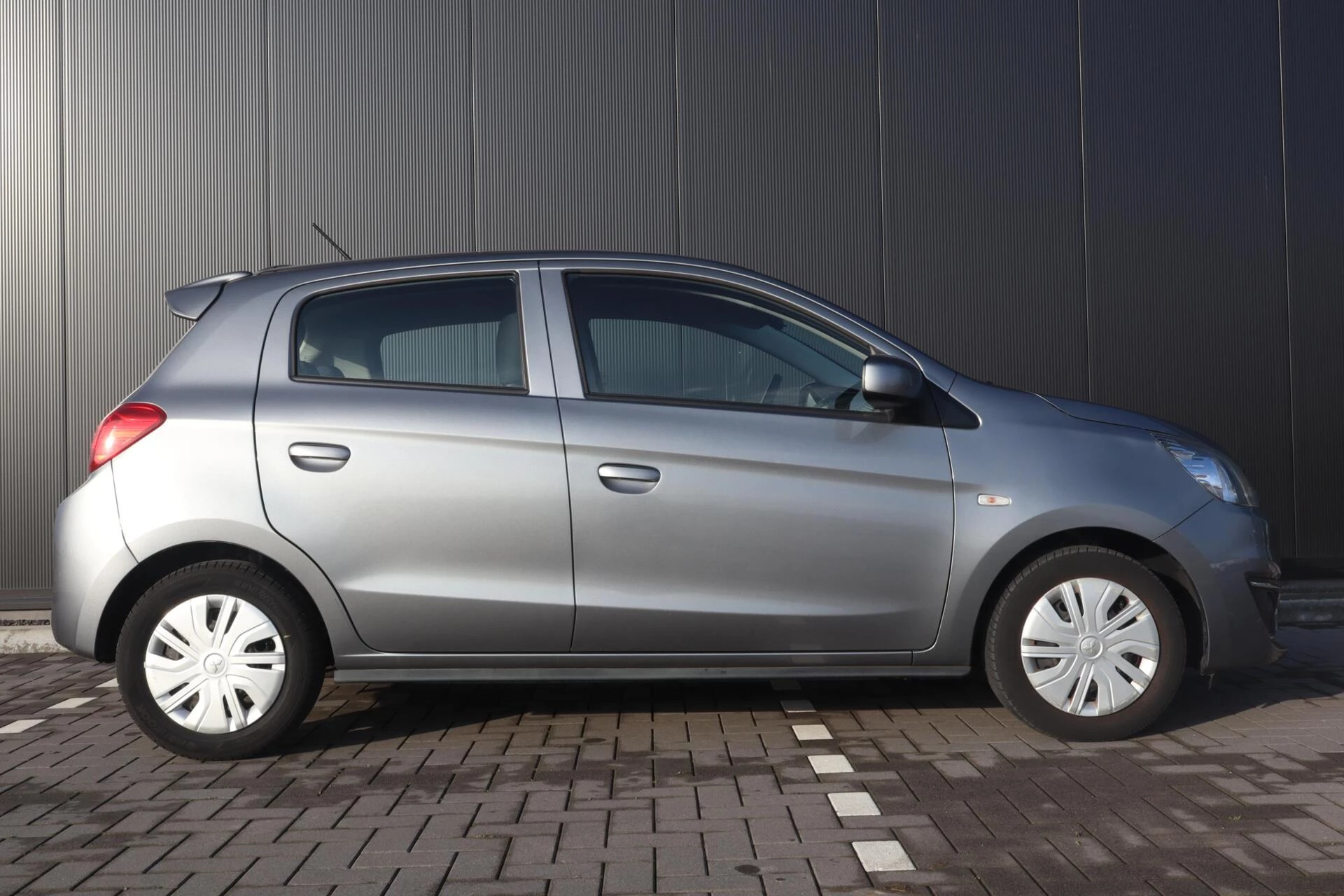 Hoofdafbeelding Mitsubishi Space Star