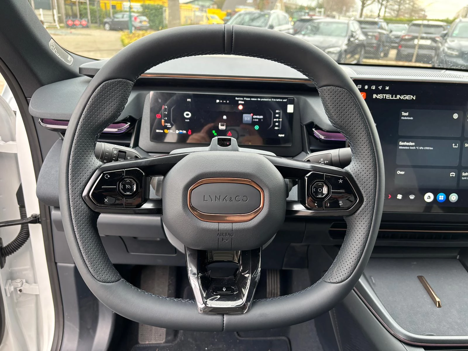 Hoofdafbeelding Lynk & Co 08