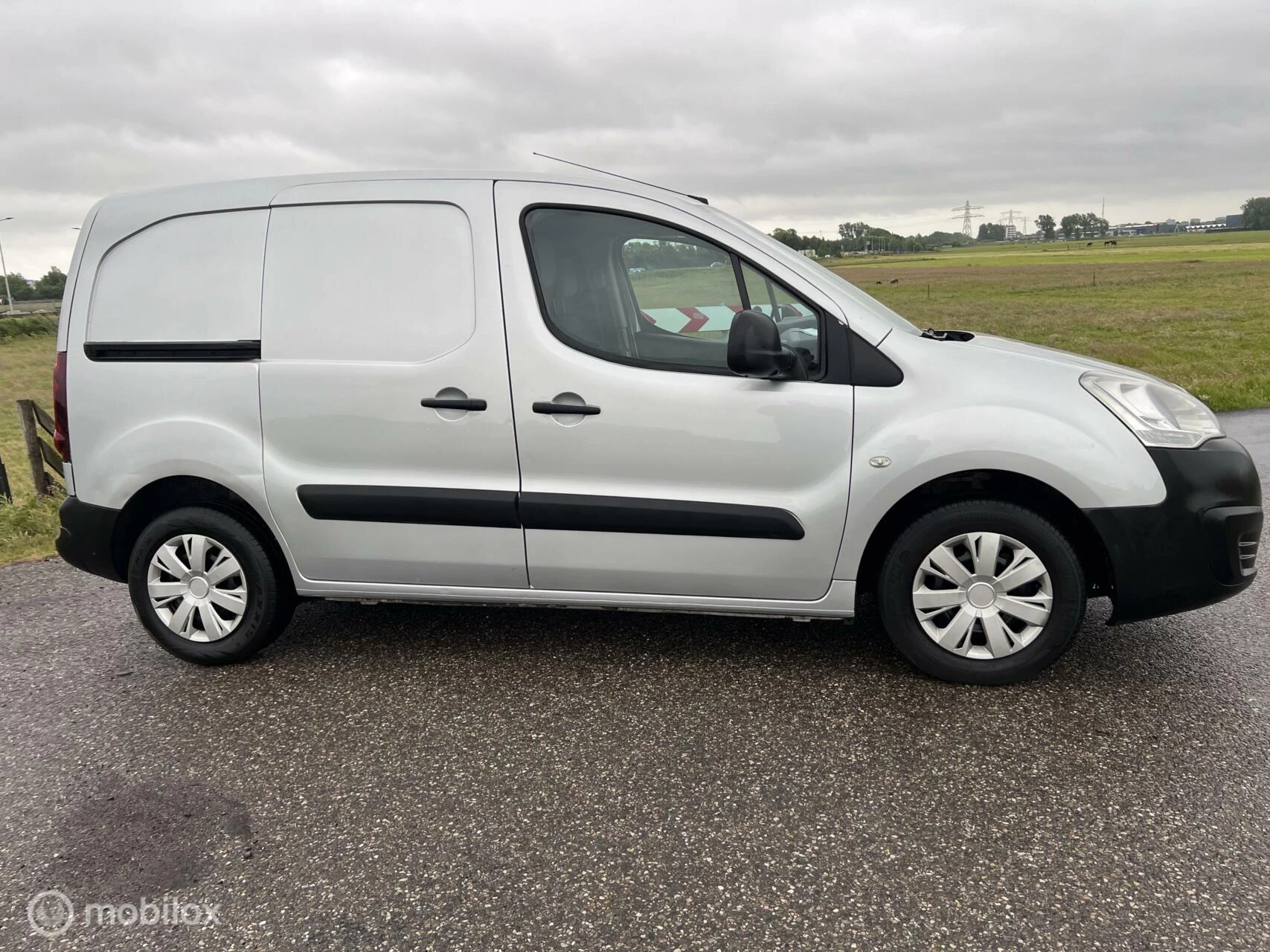 Hoofdafbeelding Peugeot Partner