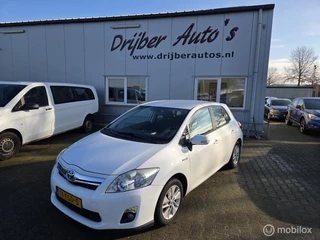 Toyota Auris 1.8 Full Hybrid Business
