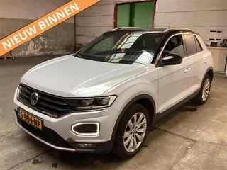 Volkswagen T-Roc 1.5 TSI R-LINE [VIRTUAL COCKPIT, PDC V+A, NAVIGATIE, ADAPTIVE CRUISE, CLIMATE, NIEUWSTAAT]