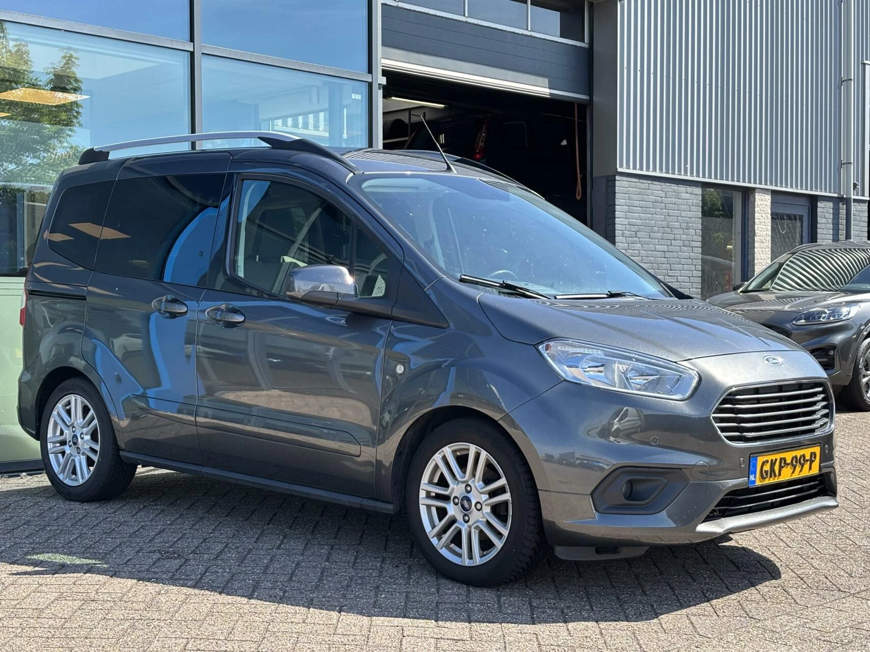 Hoofdafbeelding Ford Tourneo Courier