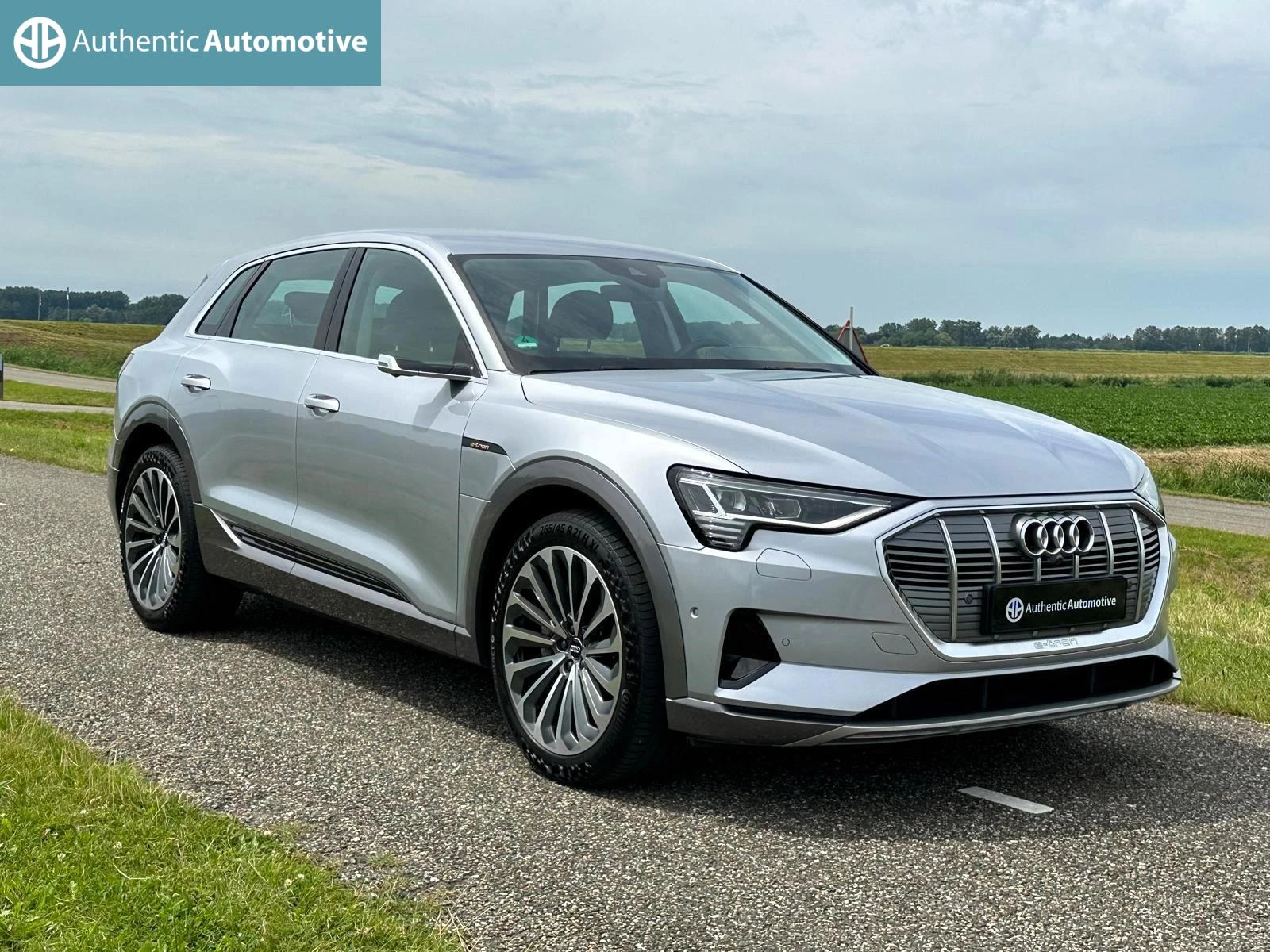 Hoofdafbeelding Audi e-tron