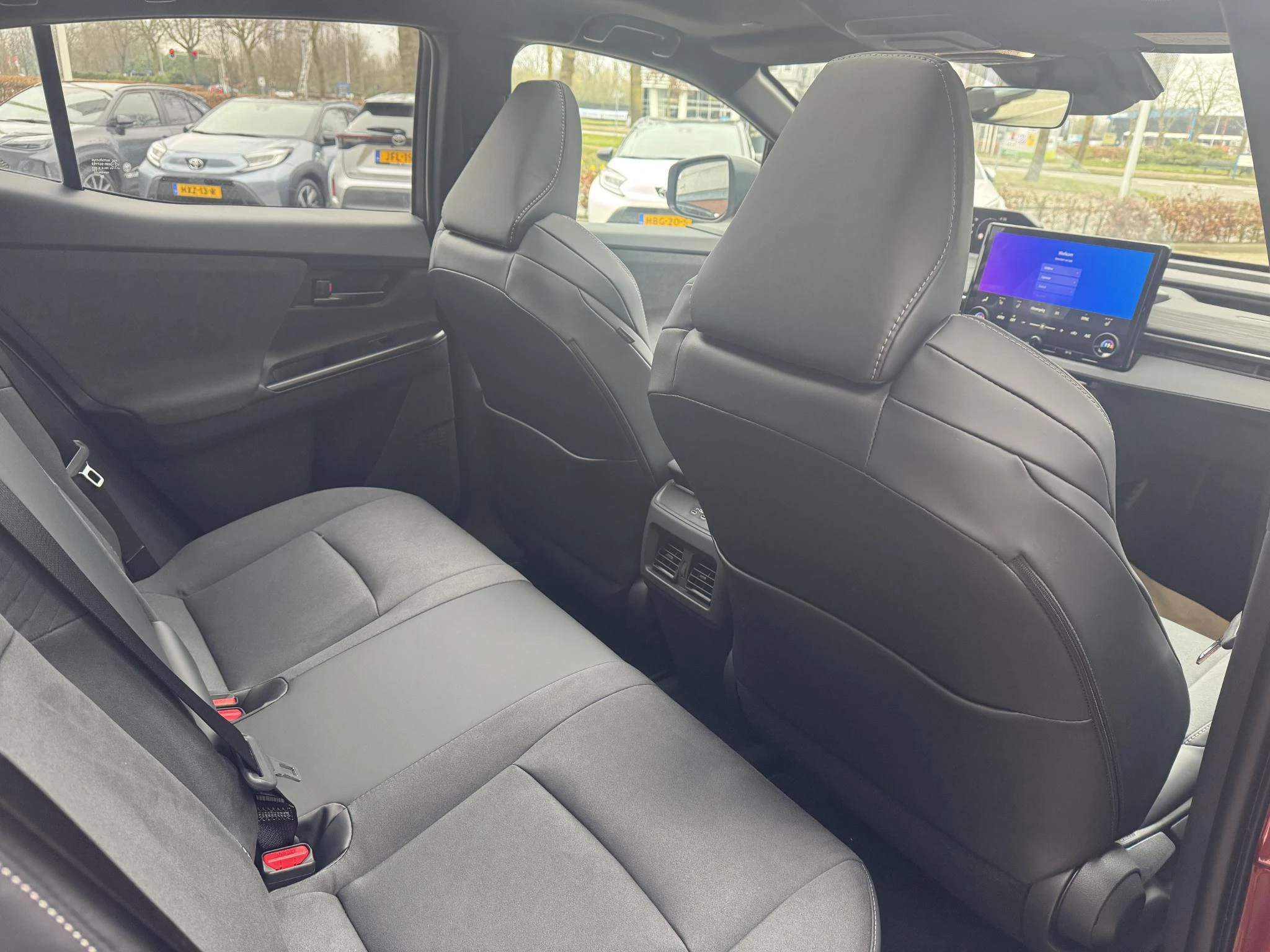 Hoofdafbeelding Toyota C-HR+