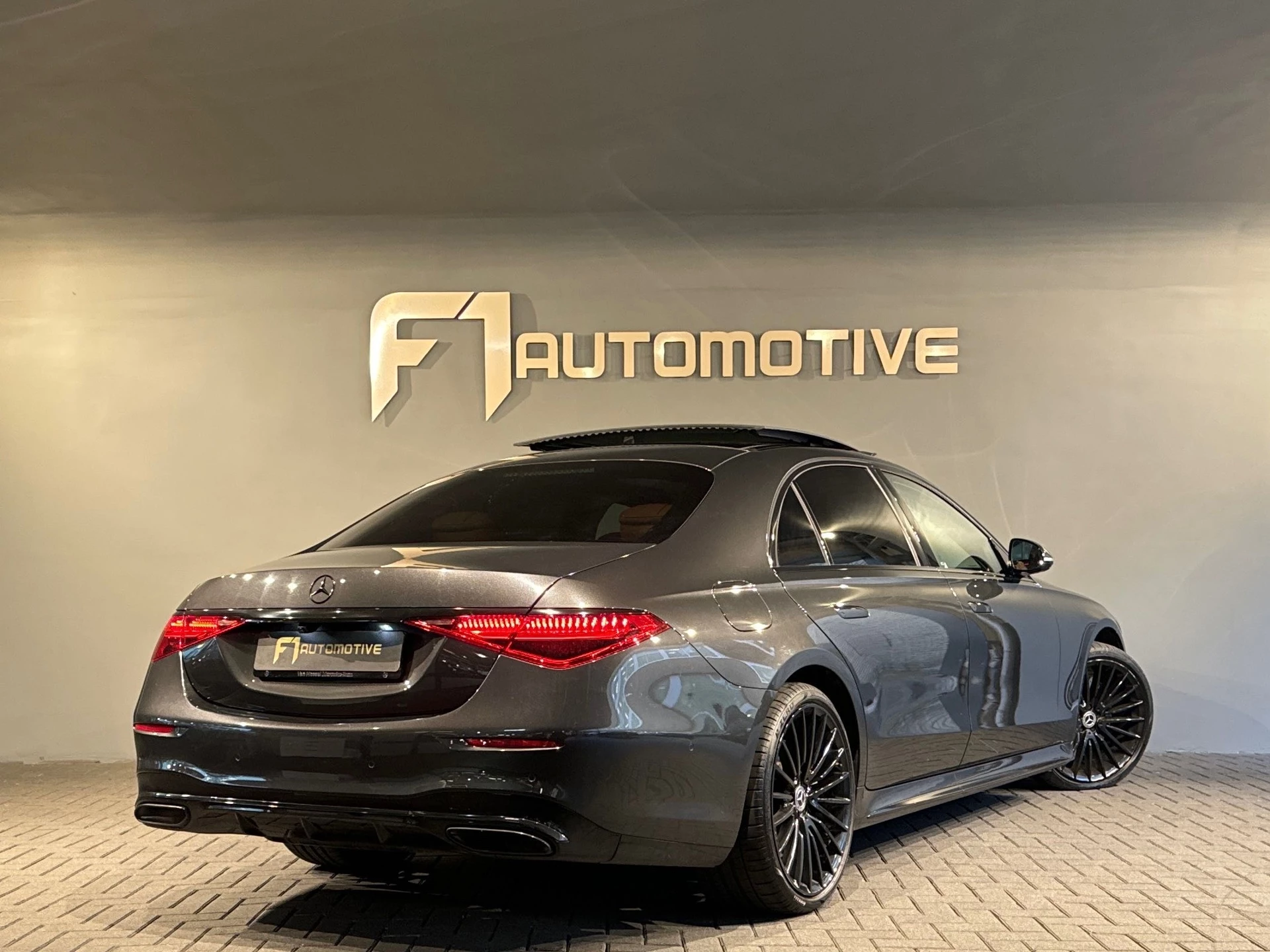 Hoofdafbeelding Mercedes-Benz S-Klasse