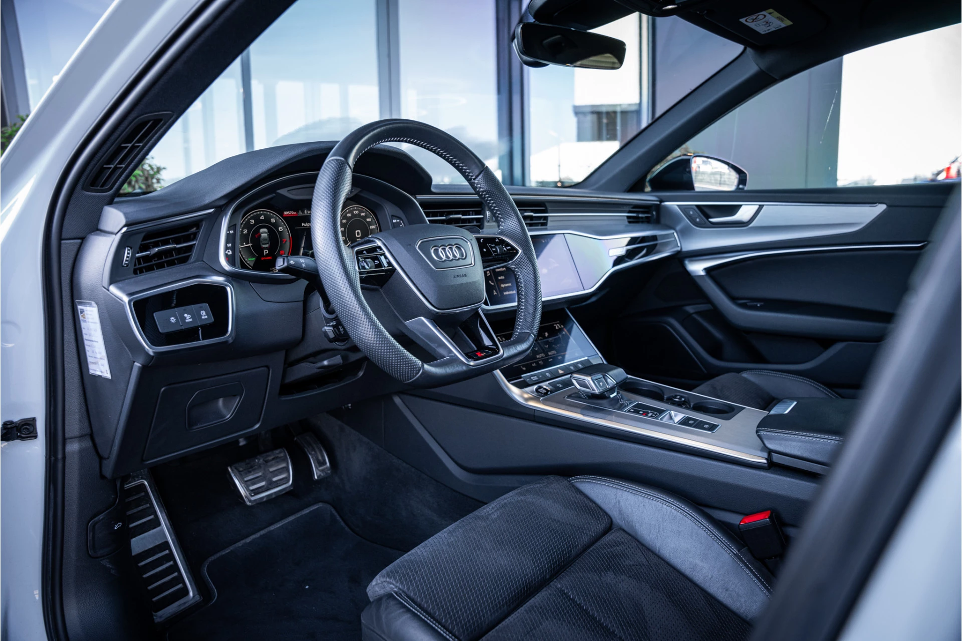 Hoofdafbeelding Audi A6