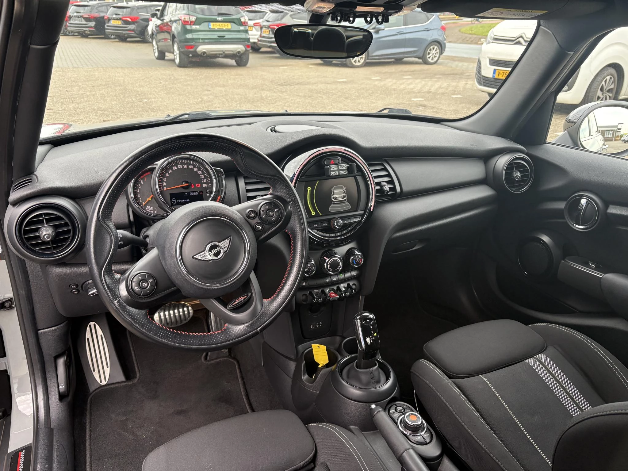 Hoofdafbeelding MINI One