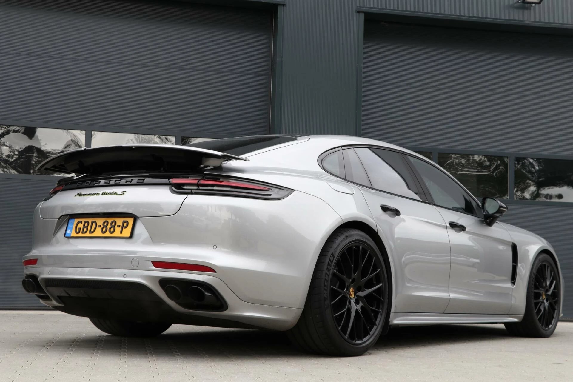 Hoofdafbeelding Porsche Panamera