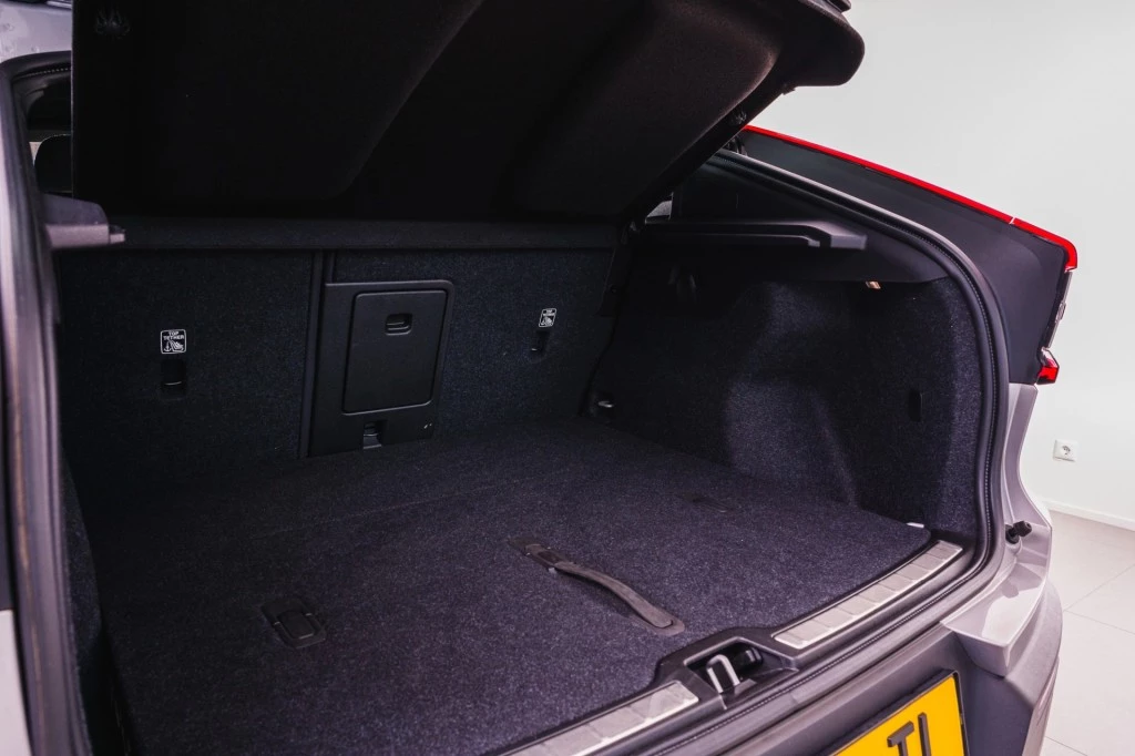 Hoofdafbeelding Volvo C40