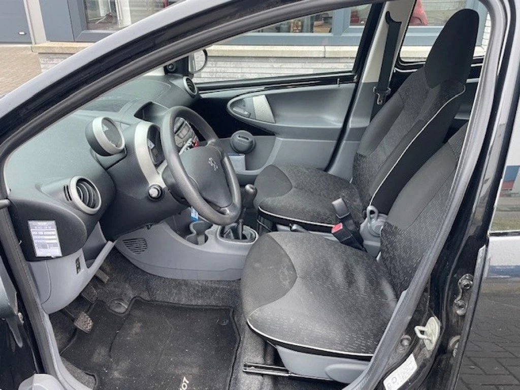 Hoofdafbeelding Peugeot 107