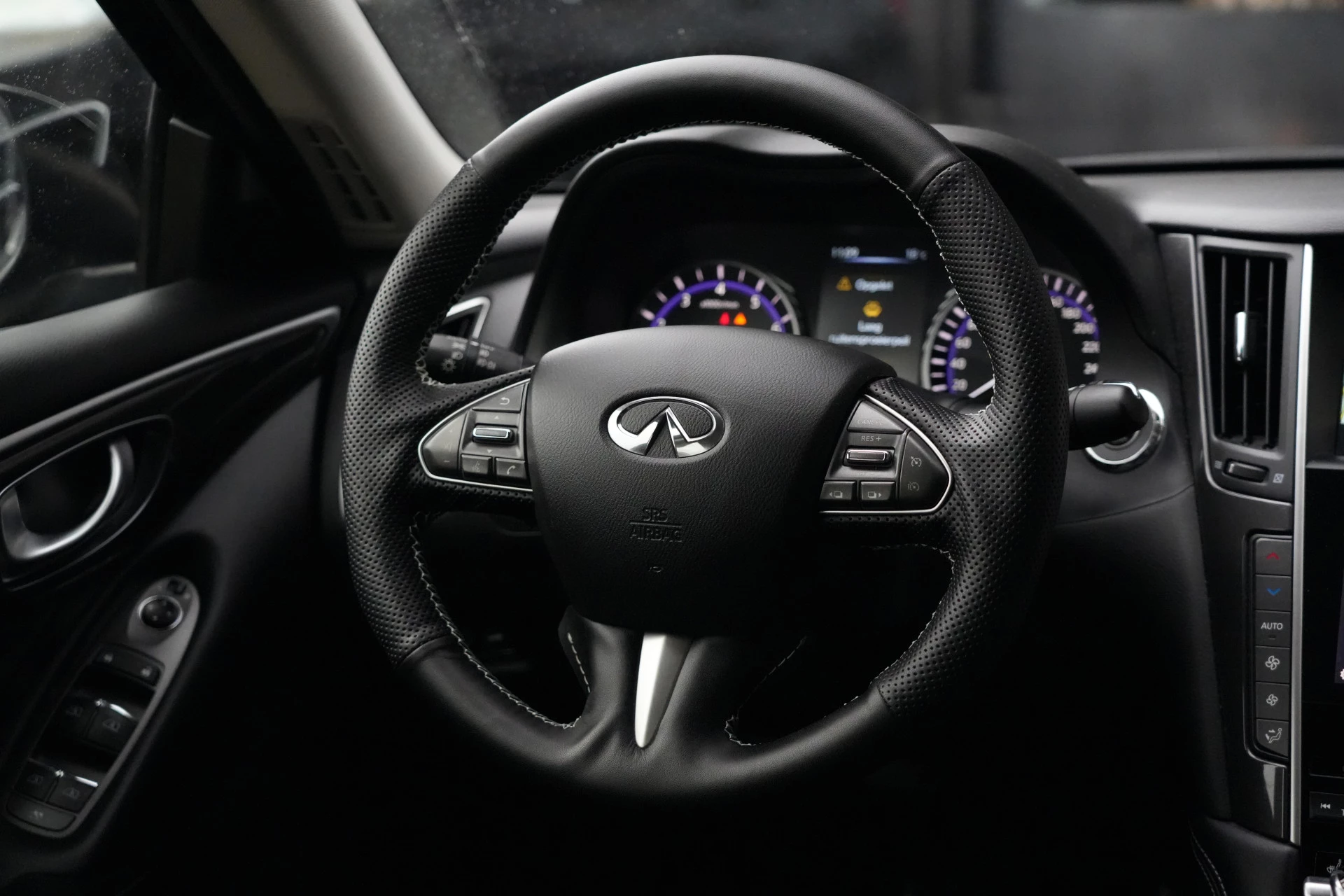 Hoofdafbeelding Infiniti Q