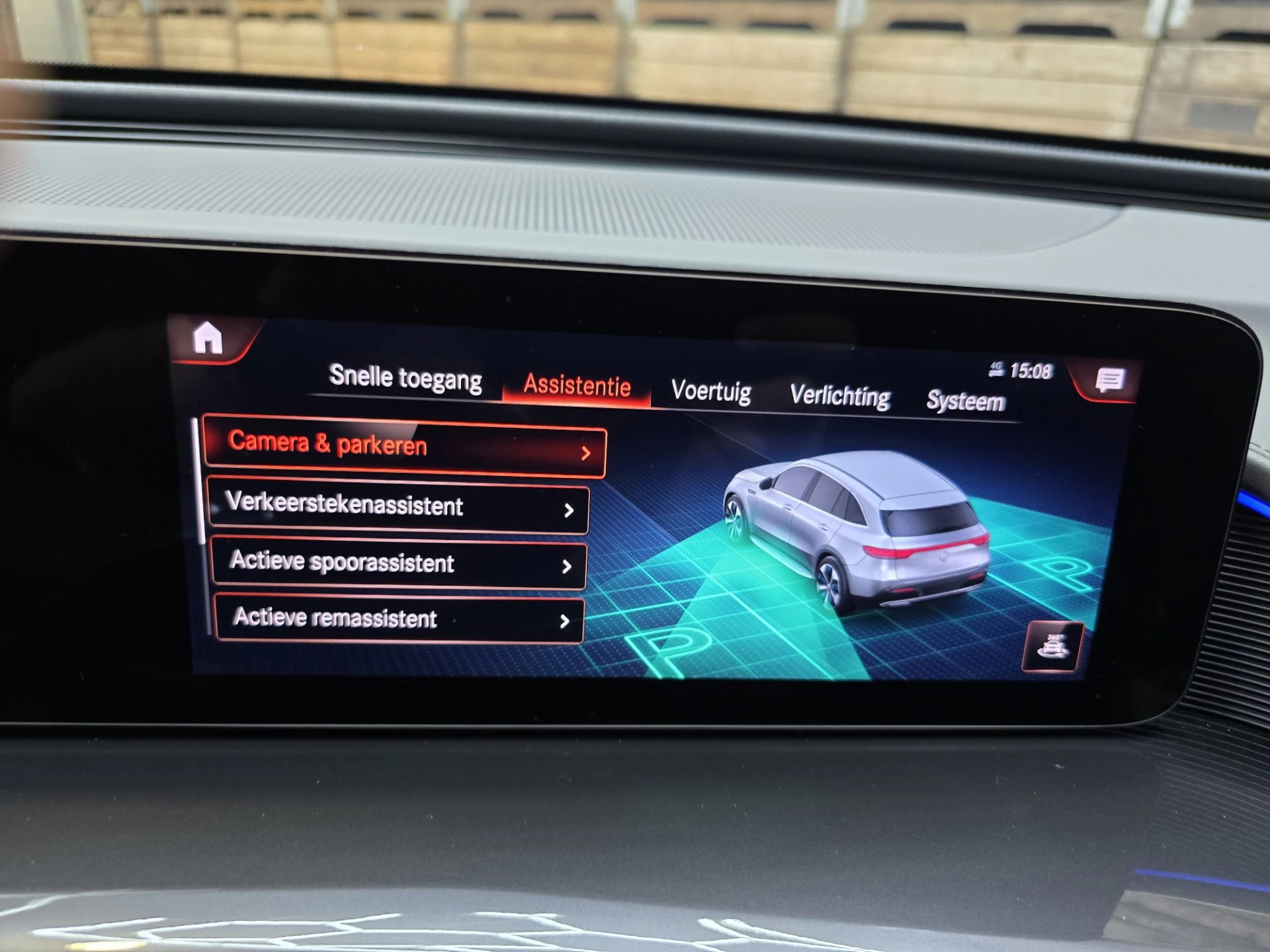 Hoofdafbeelding Mercedes-Benz EQC