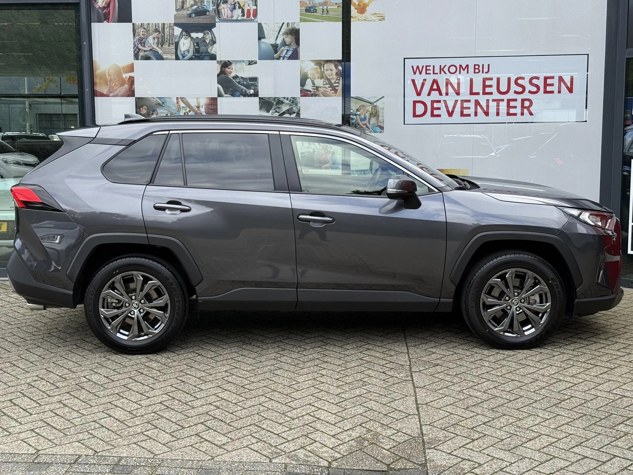 Hoofdafbeelding Toyota RAV4