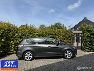 Hoofdafbeelding Ford S-Max Ford S-Max 1.5 Titanium Led / Panoramadak / Navigatie 2e eigenaar