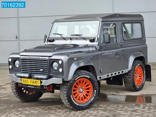 Hoofdafbeelding Land Rover Defender Land Rover Defender 2.2 Bowler Rally Intrax suspension Roll Cage Rolkooi 4x4 AWD