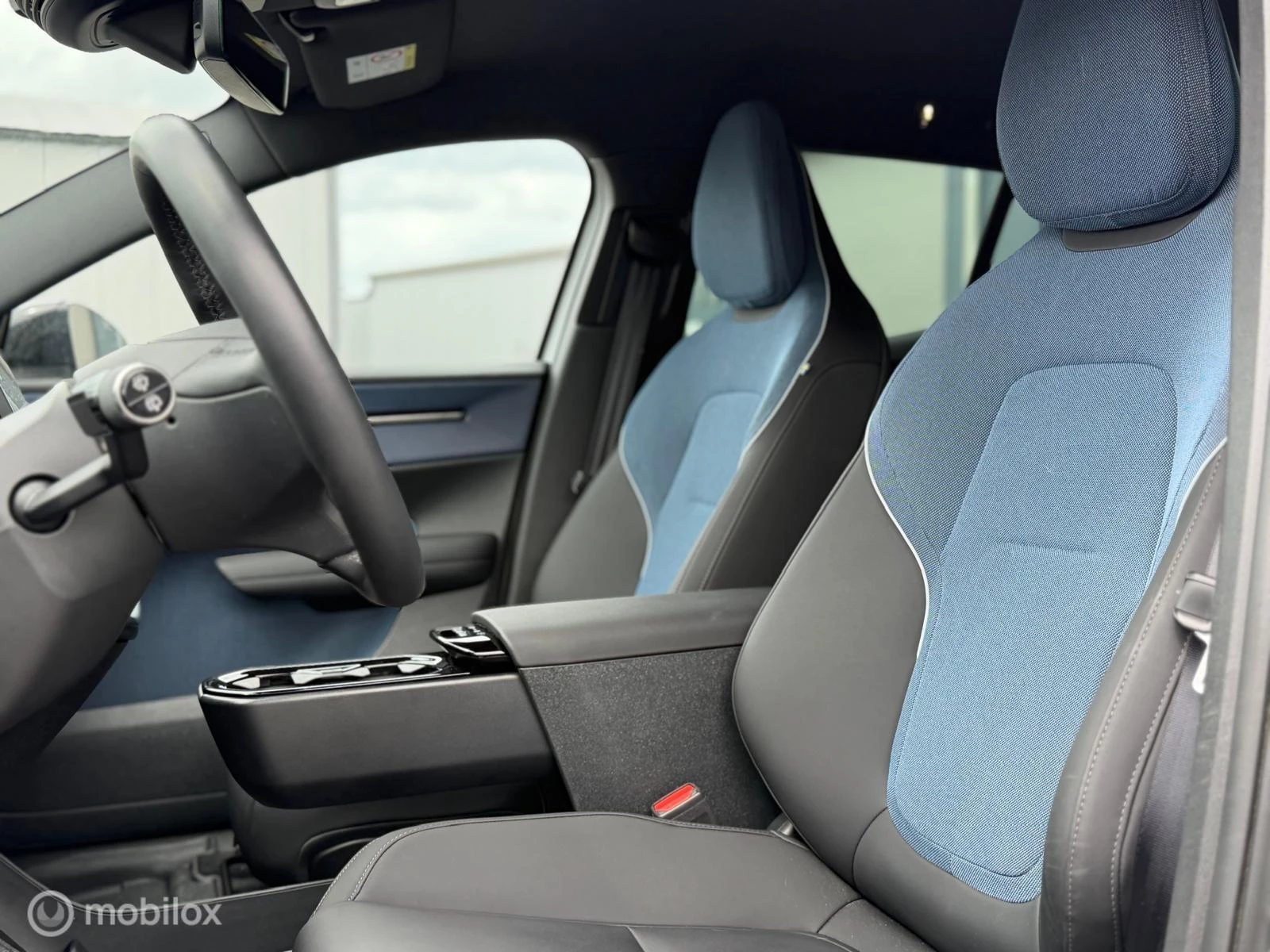 Hoofdafbeelding Volvo EX30