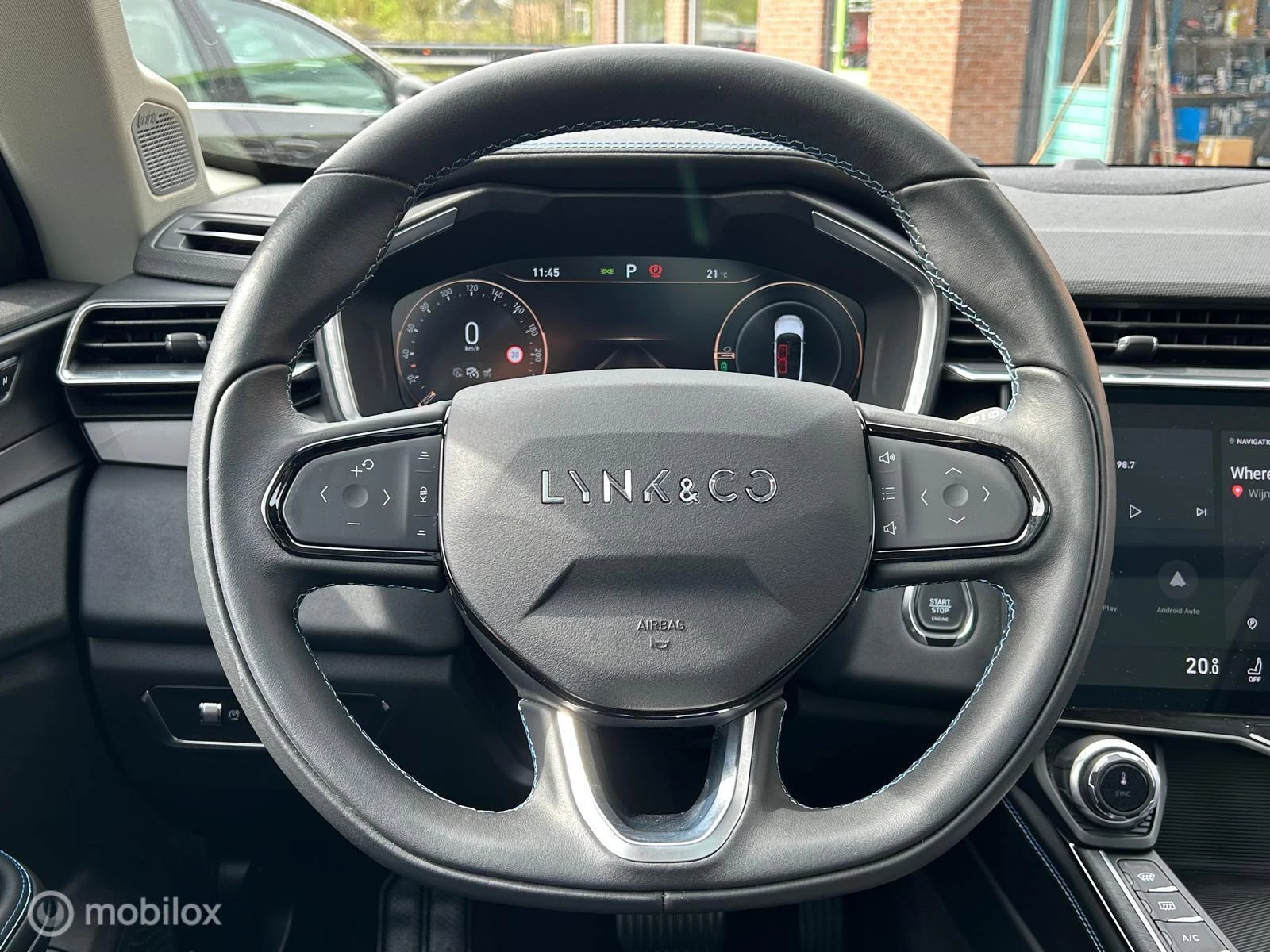 Hoofdafbeelding Lynk & Co 01